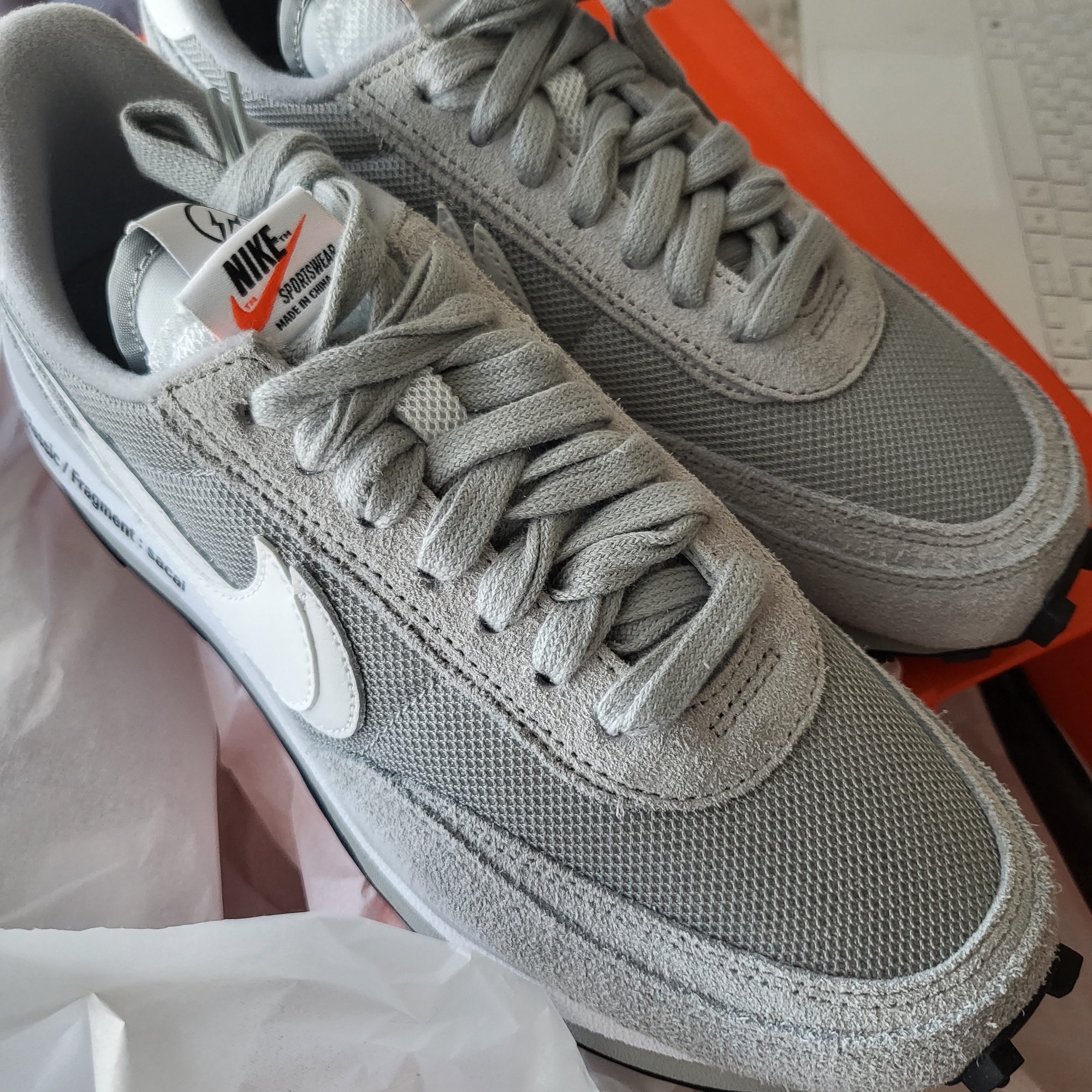 Nike x Sacai x Fragment LDWaffle Light Smoke Grey 착용 스타일