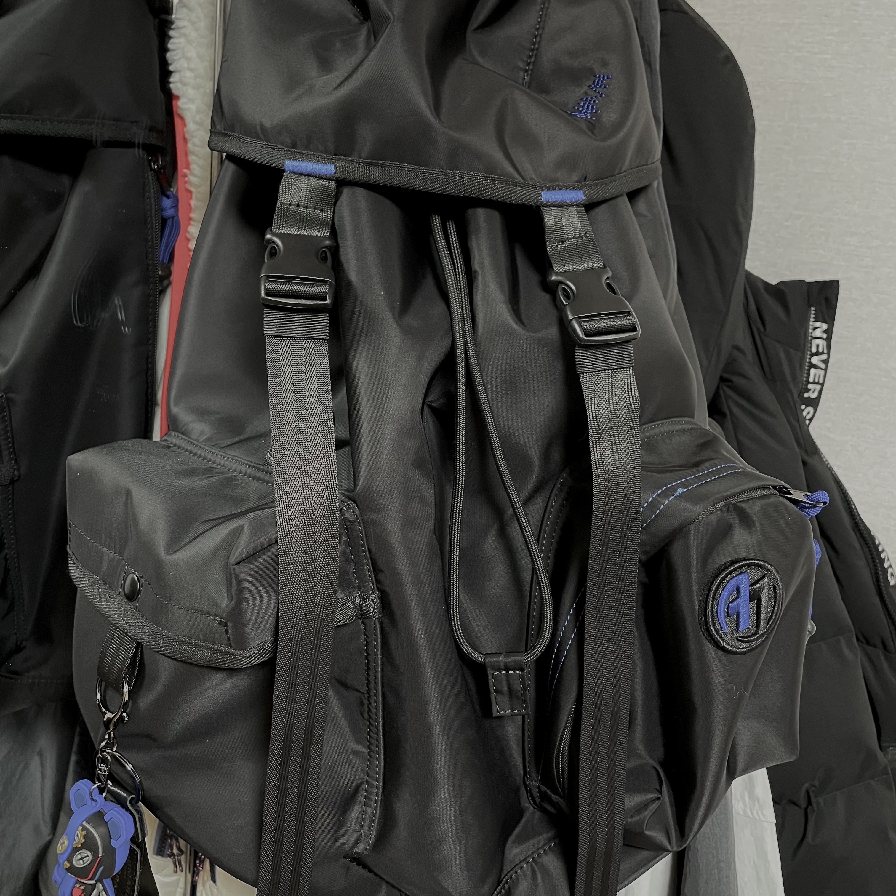 Ader Error x Zara Backpack Black 착용 스타일