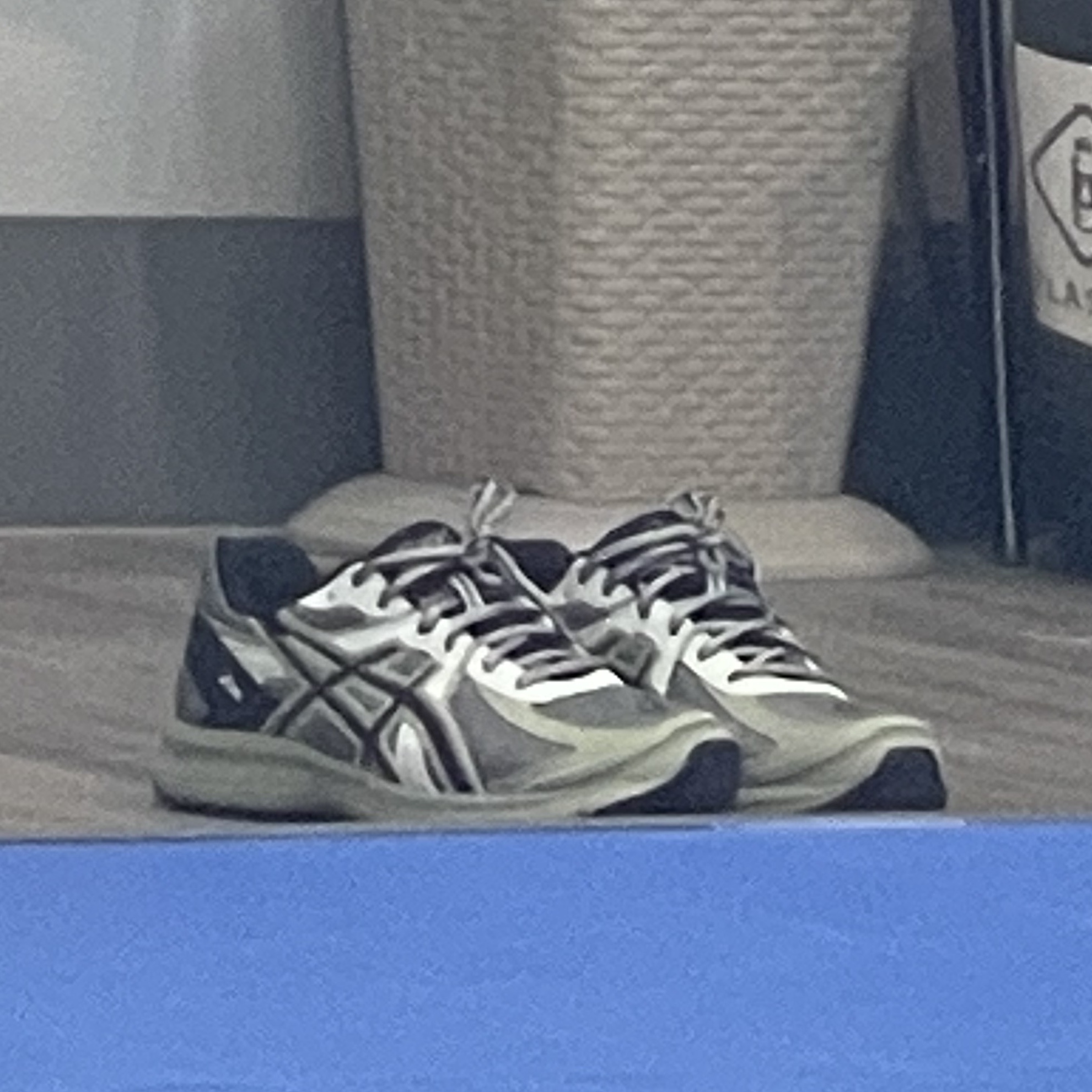Asics Jog 100 S Sheet Rock - 2E Wide 착용 스타일 - 3