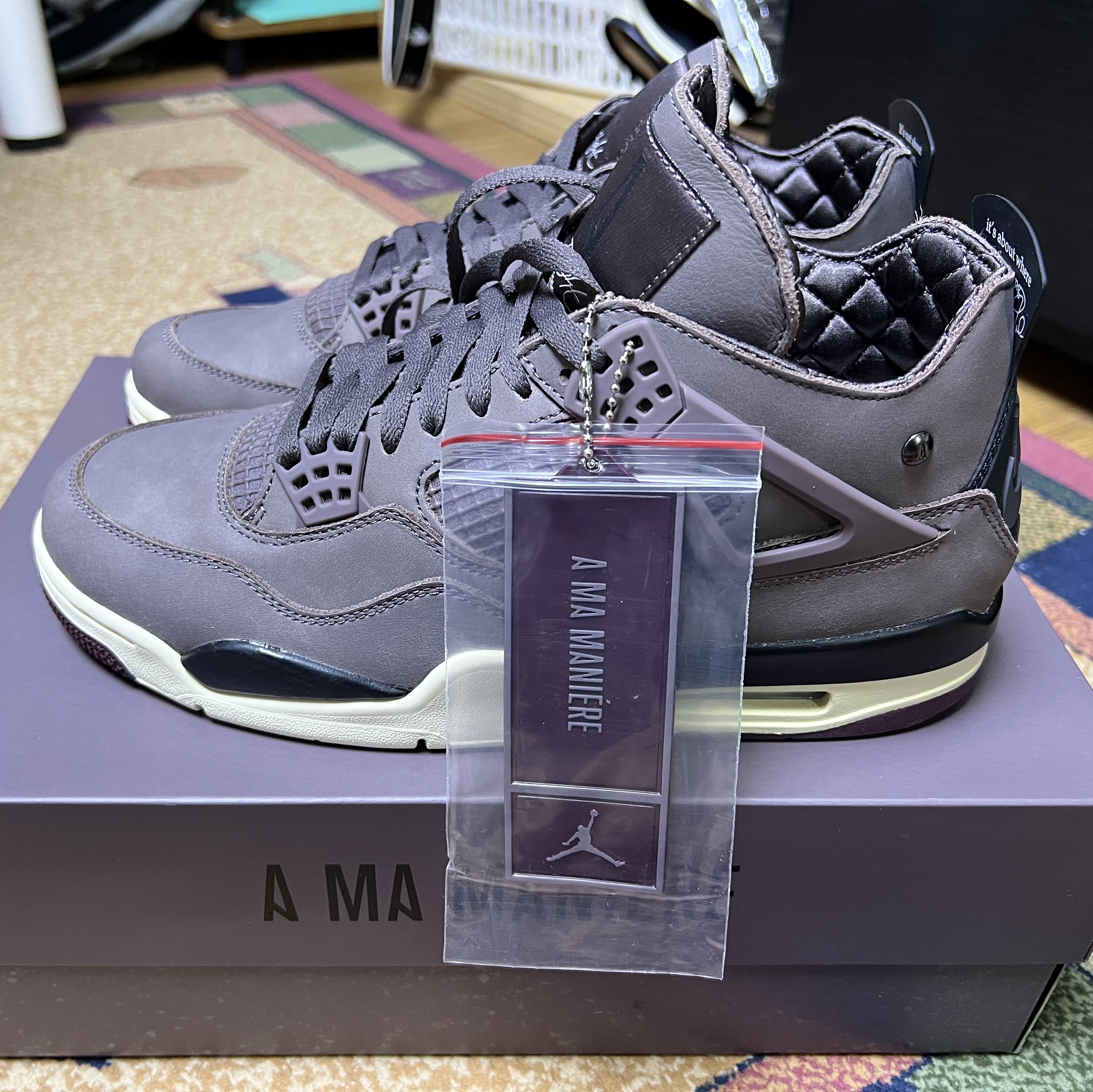 Jordan 4 x A Ma Maniere Retro Violet Ore 착용 스타일 - 3