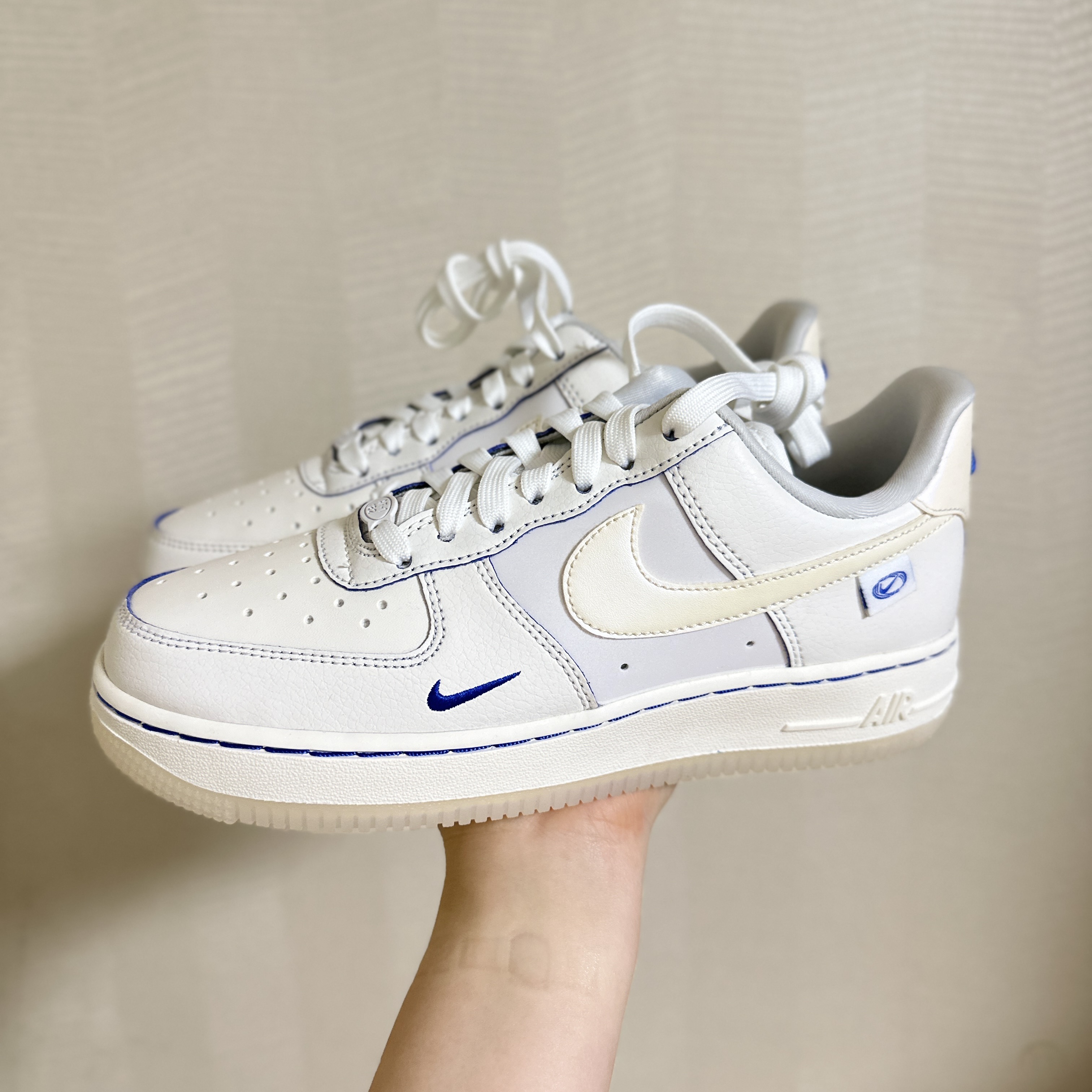 (W) Nike Air Force 1 '07 LX Game Royal Sail 착용 스타일 - 2