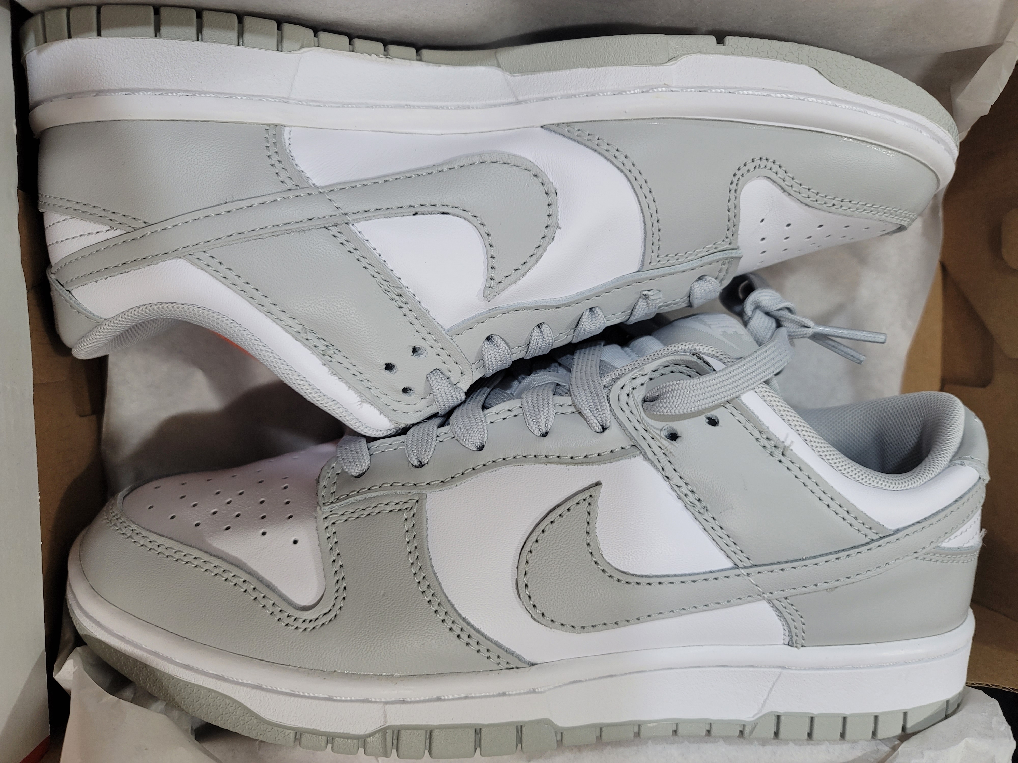 Nike Dunk Low Retro Grey Fog 착용 스타일