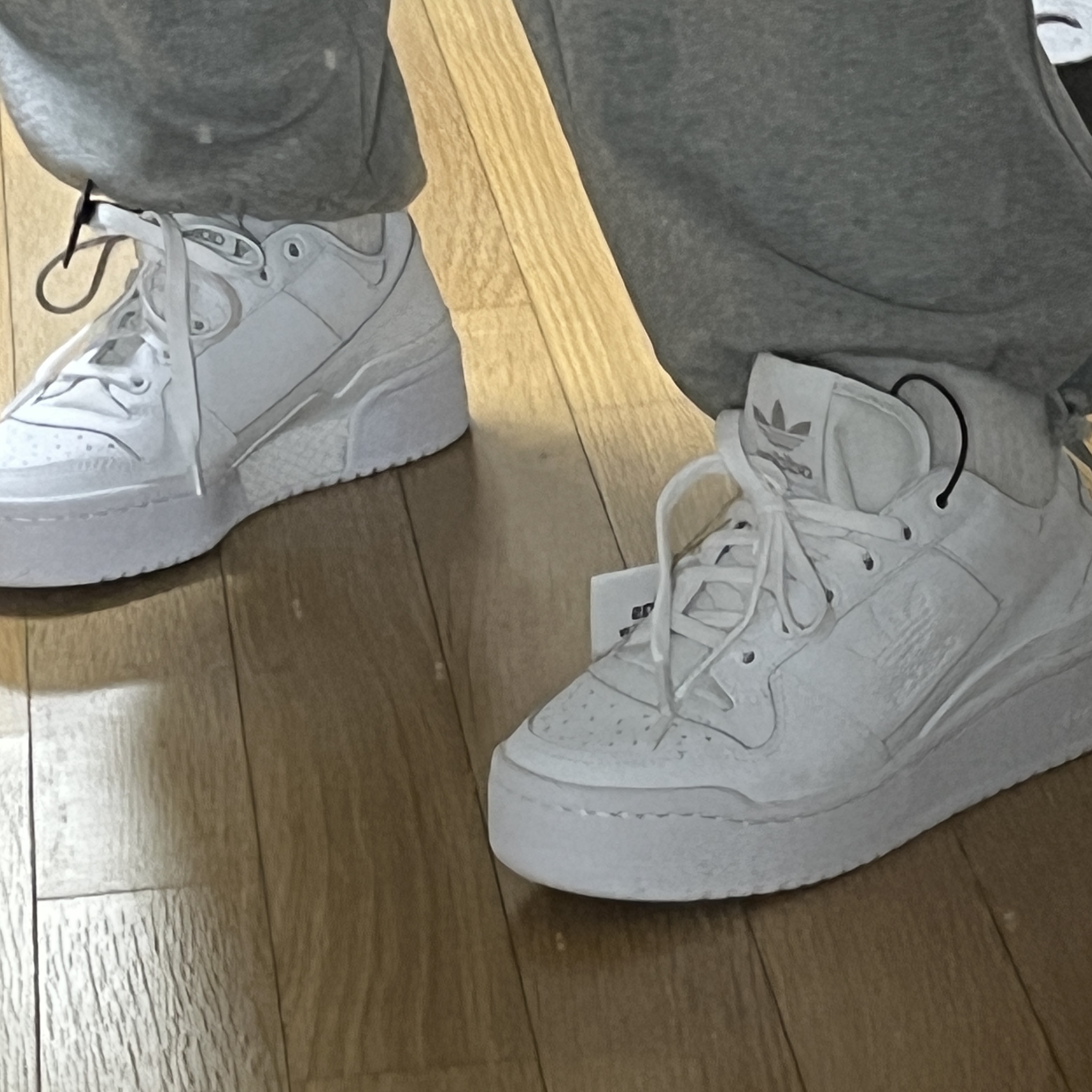 (W) Adidas Forum Bold Cloud White 착용 스타일