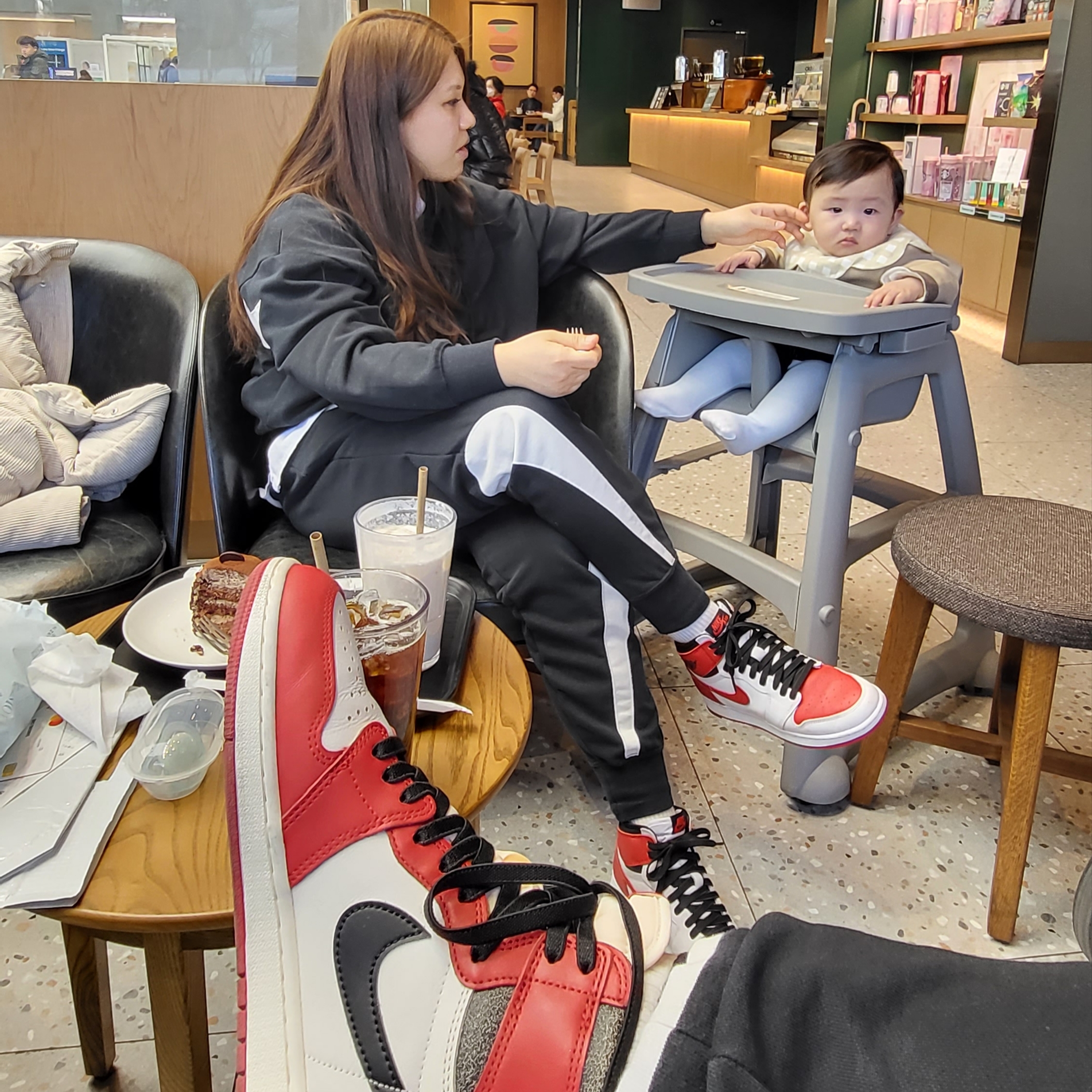 Jordan 1 Retro High OG Chicago 2022, (GS) Jordan 1 Retro High OG Heritage 착용 스타일