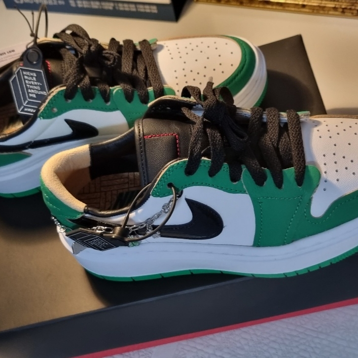 (W) Jordan 1 Elevate Low SE Lucky Green 착용 스타일
