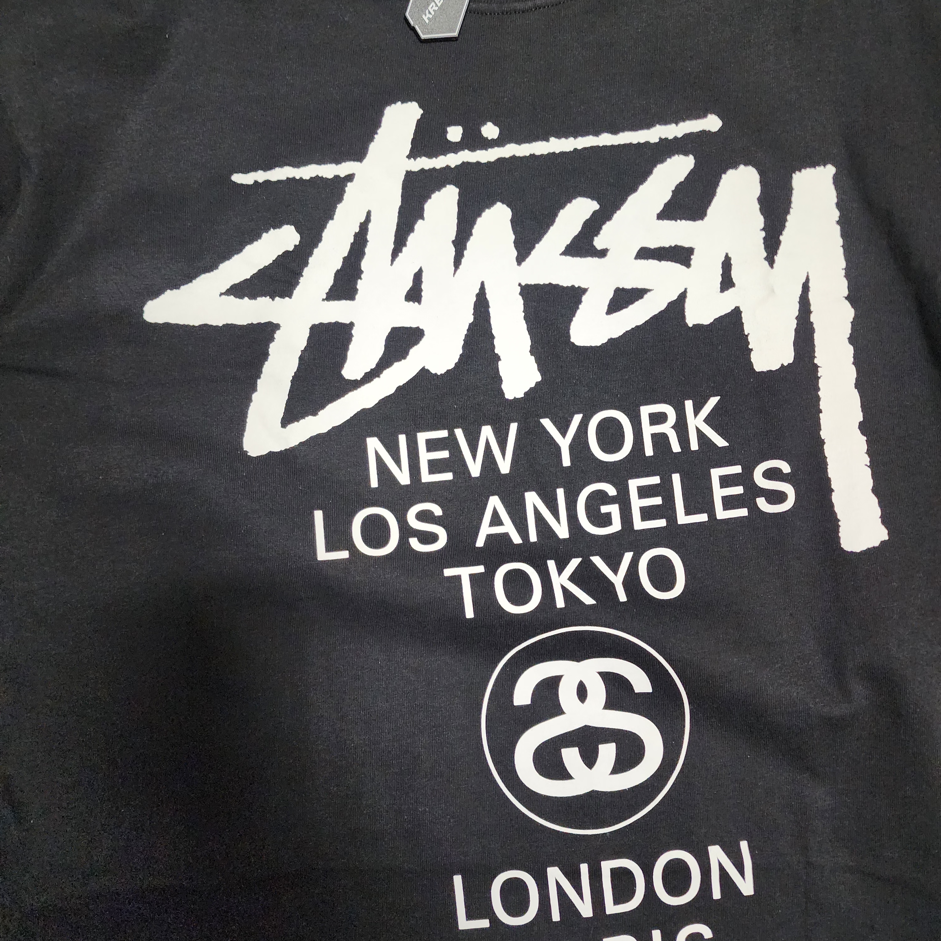 Stussy World Tour LS T-Shirt Black 착용 스타일