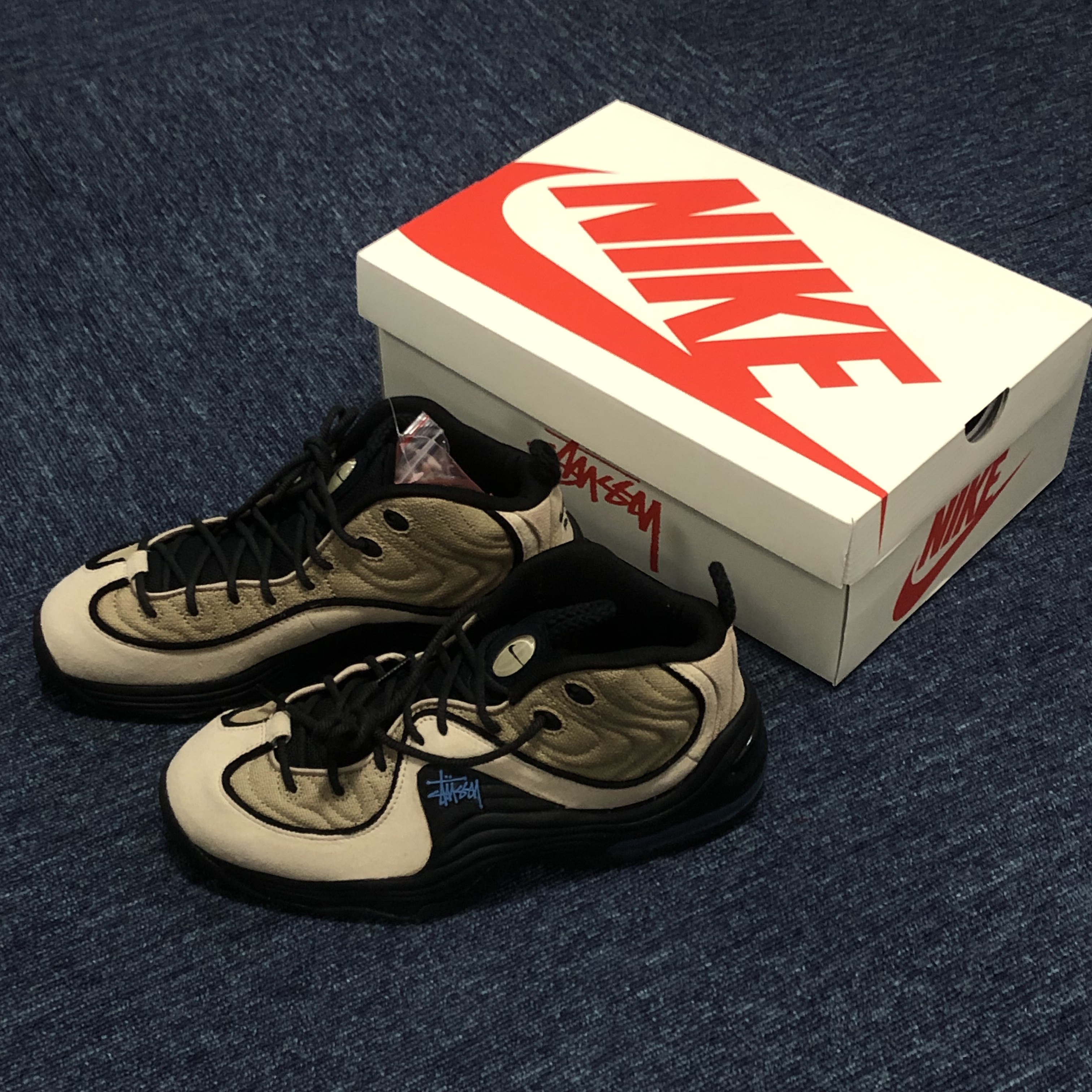 Nike x Stussy Air Penny II Rattan and Limestone 착용 스타일