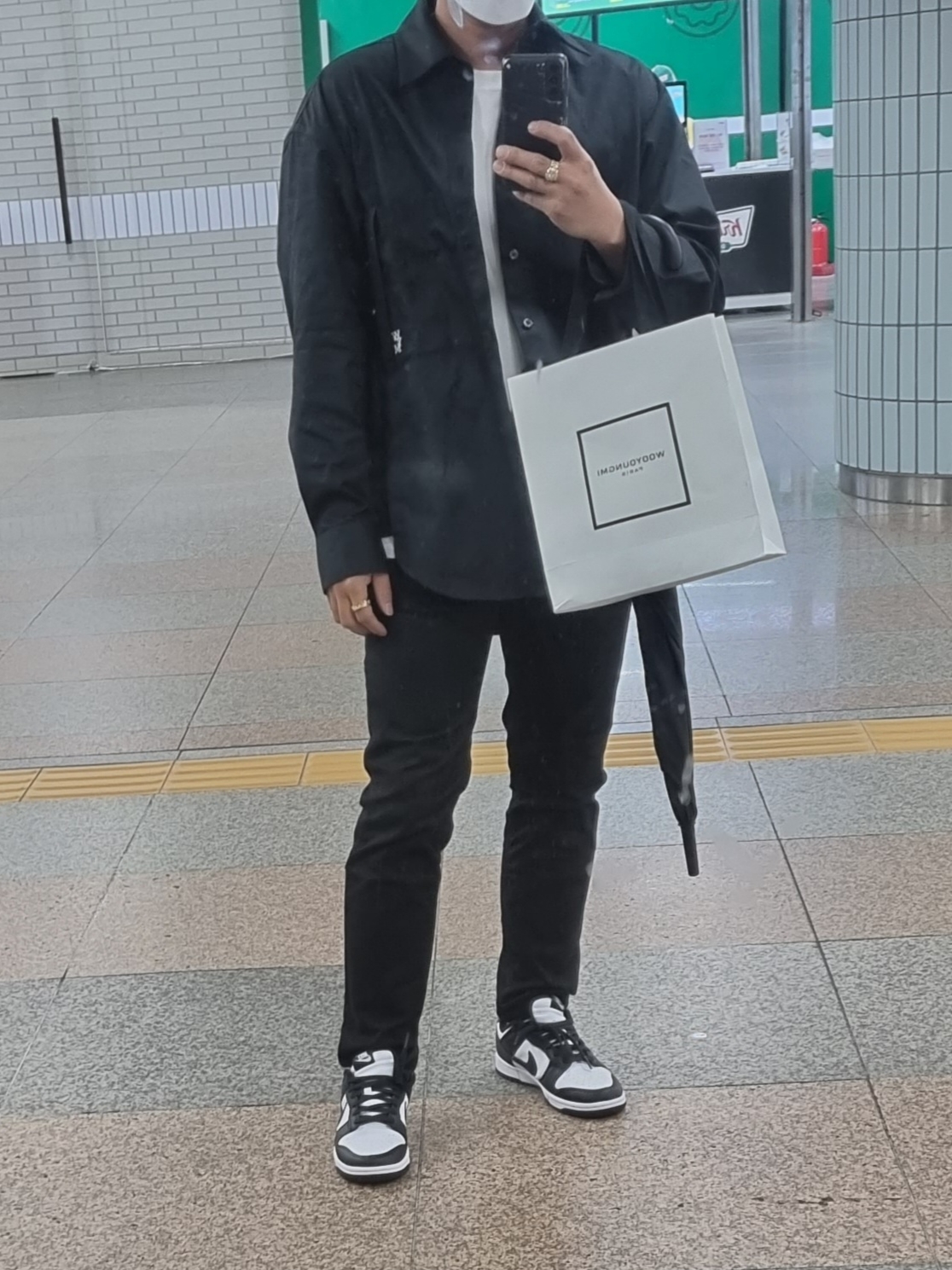 Nike Dunk Low Retro Black, Wooyoungmi Cotton Back Logo Shirt Black - 22FW 착용 스타일