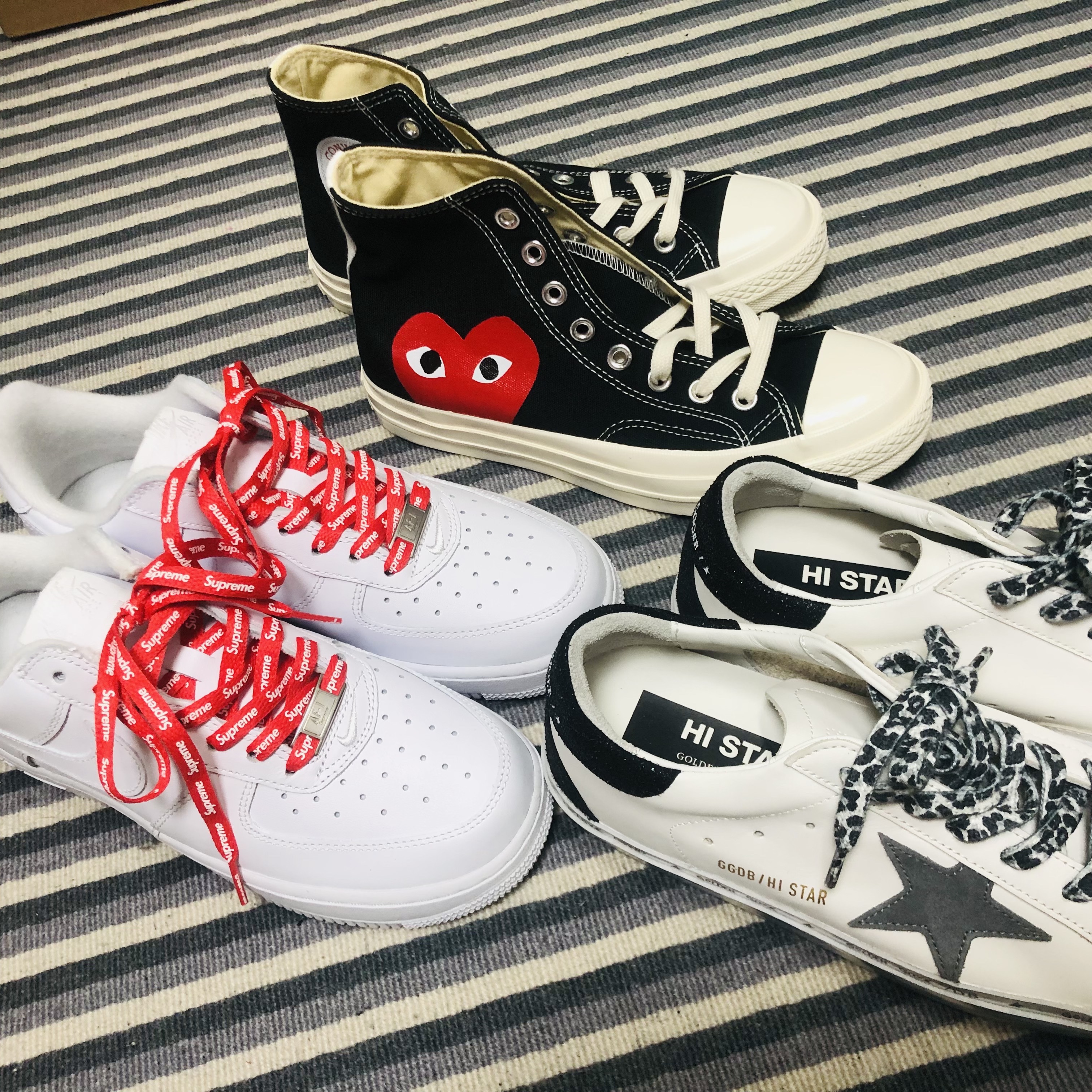 Nike x Supreme Air Force 1 Low White, (W) Golden Goose Hi Star White Grey Black Heel Tab Sneakers 착용 스타일