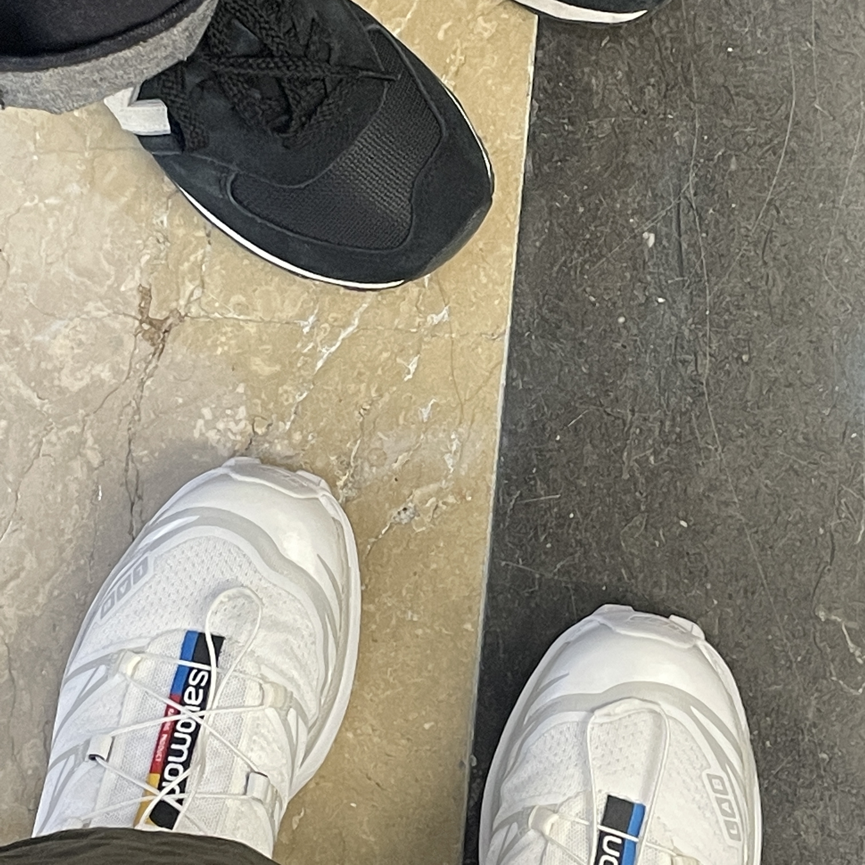 Salomon XT-6 ADV White 착용 스타일