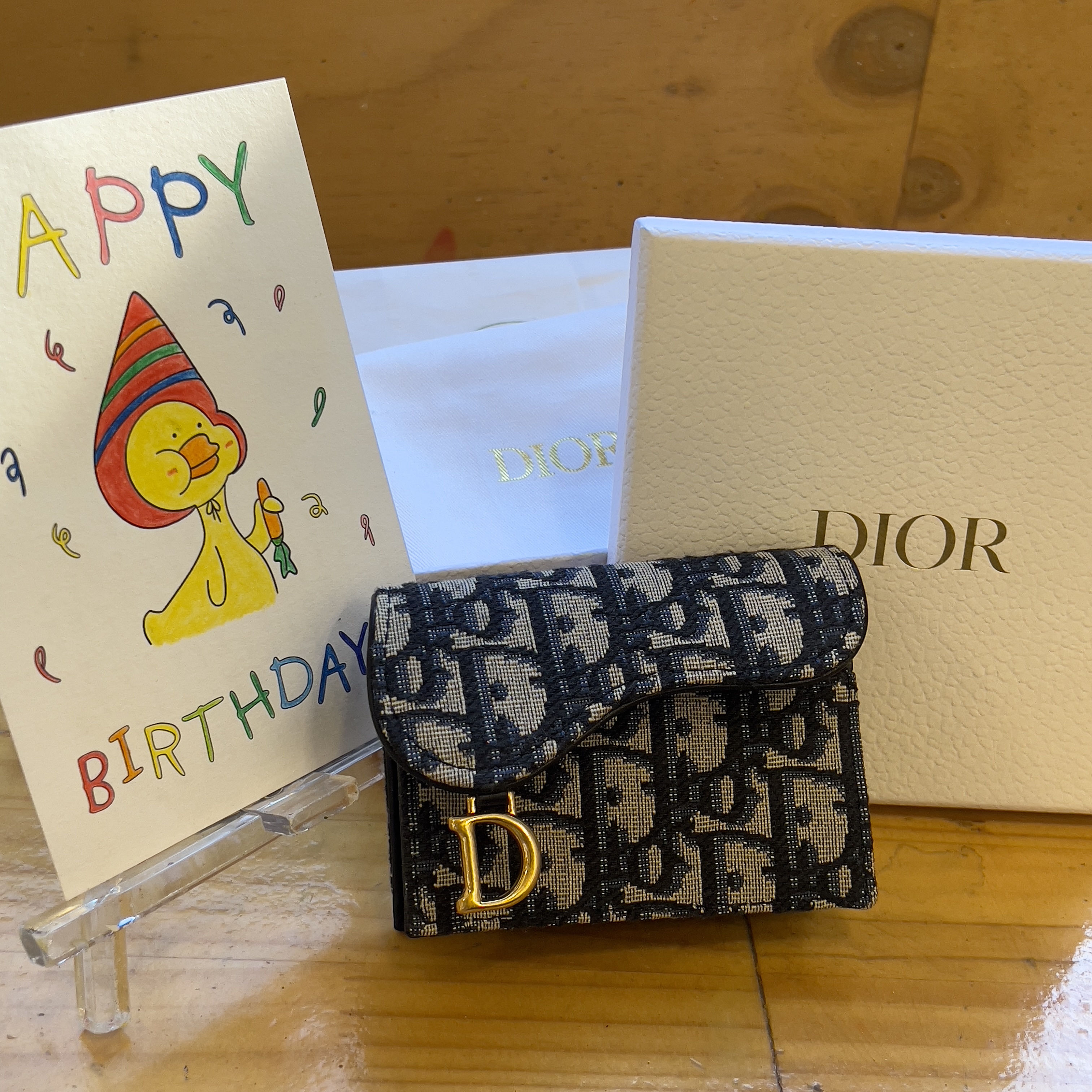 Dior Saddle Flap Card Holder Blue Dior Oblique Jacquard 착용 스타일