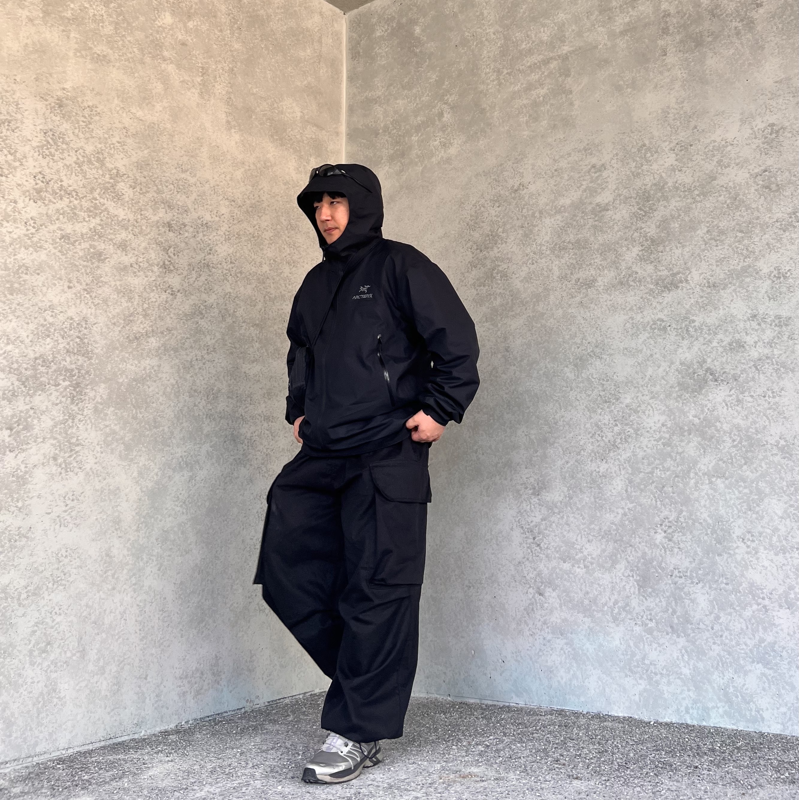 Arc'teryx Beta Jacket Black, Salomon XT-Wings 2 ADV Alloy 착용 스타일 - 1