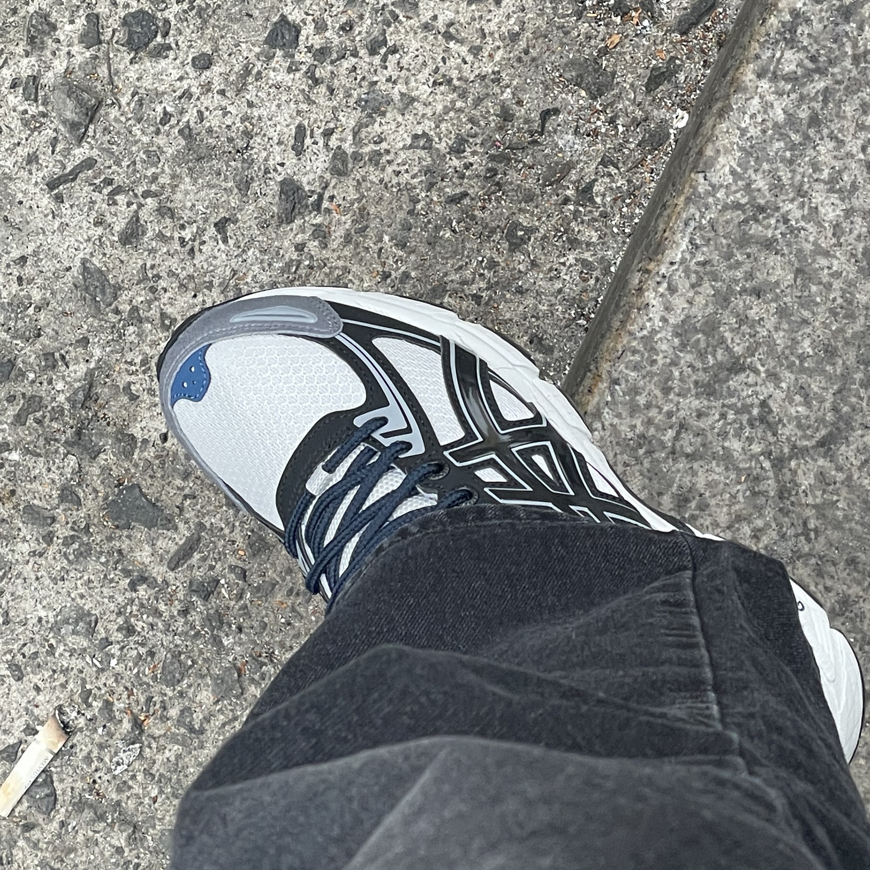 Asics Gel-Venture 6 SPS Glacier Grey 착용 스타일