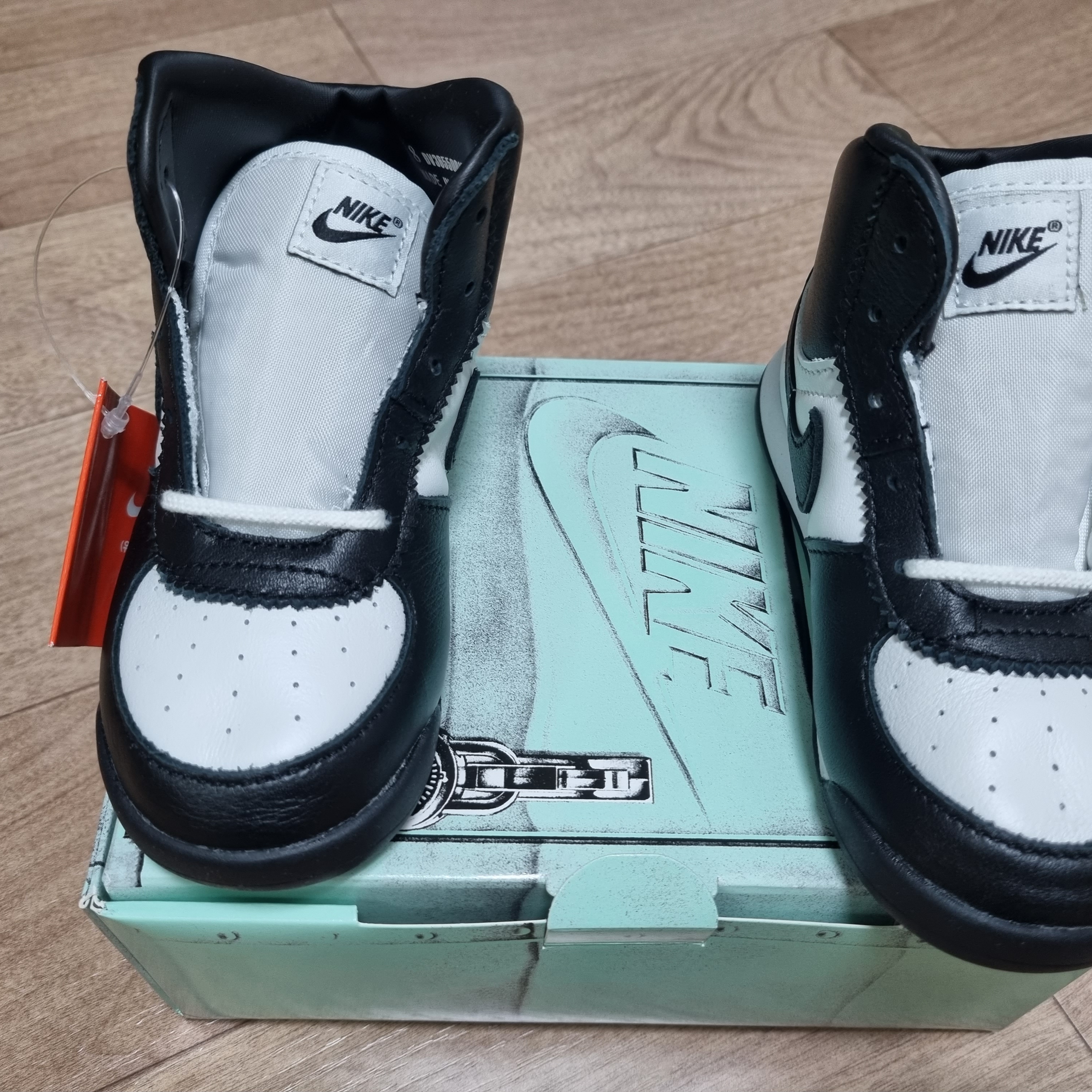 (TD) Jordan 1 High 85 Black White 착용 스타일