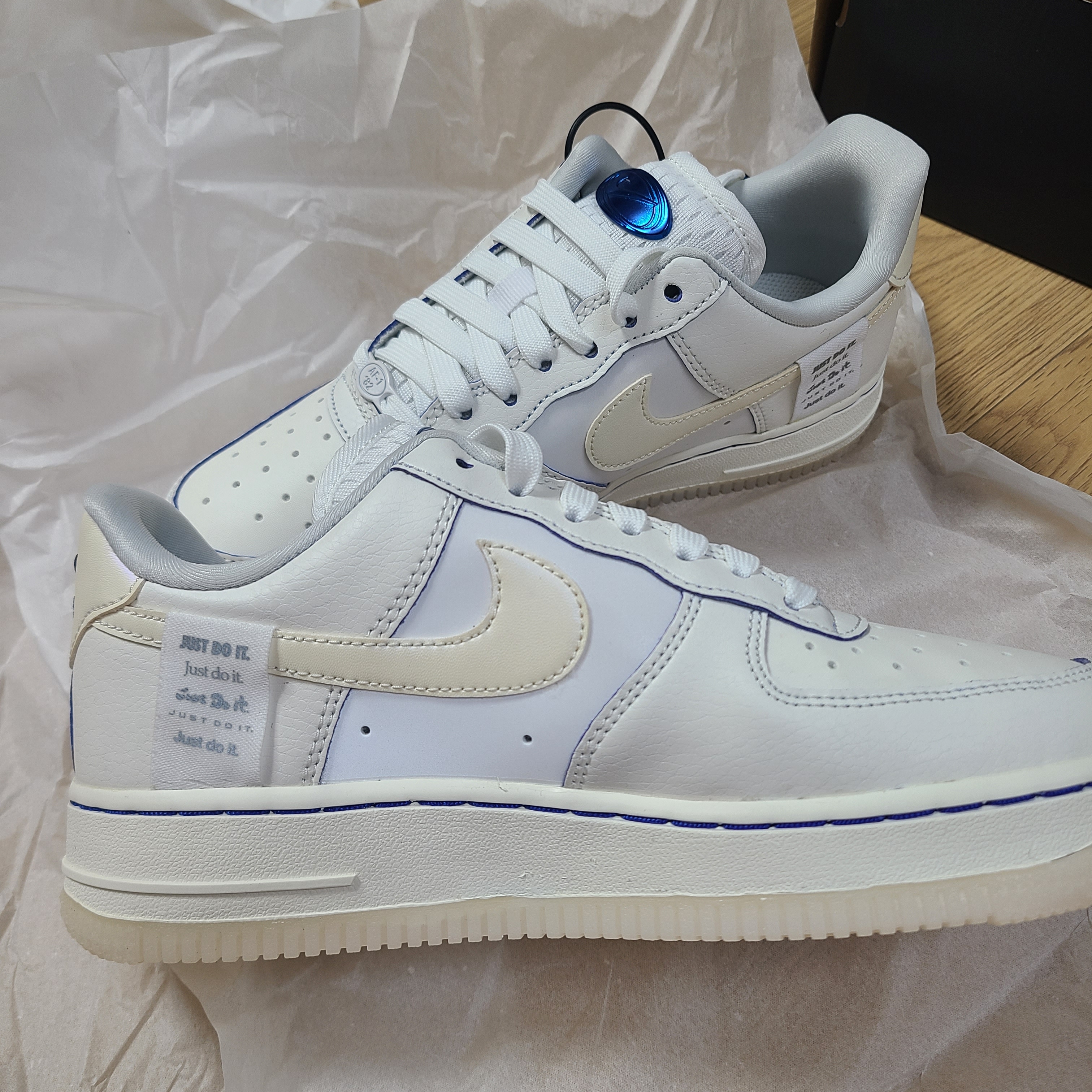 (W) Nike Air Force 1 '07 LX Game Royal Sail 착용 스타일 - 2