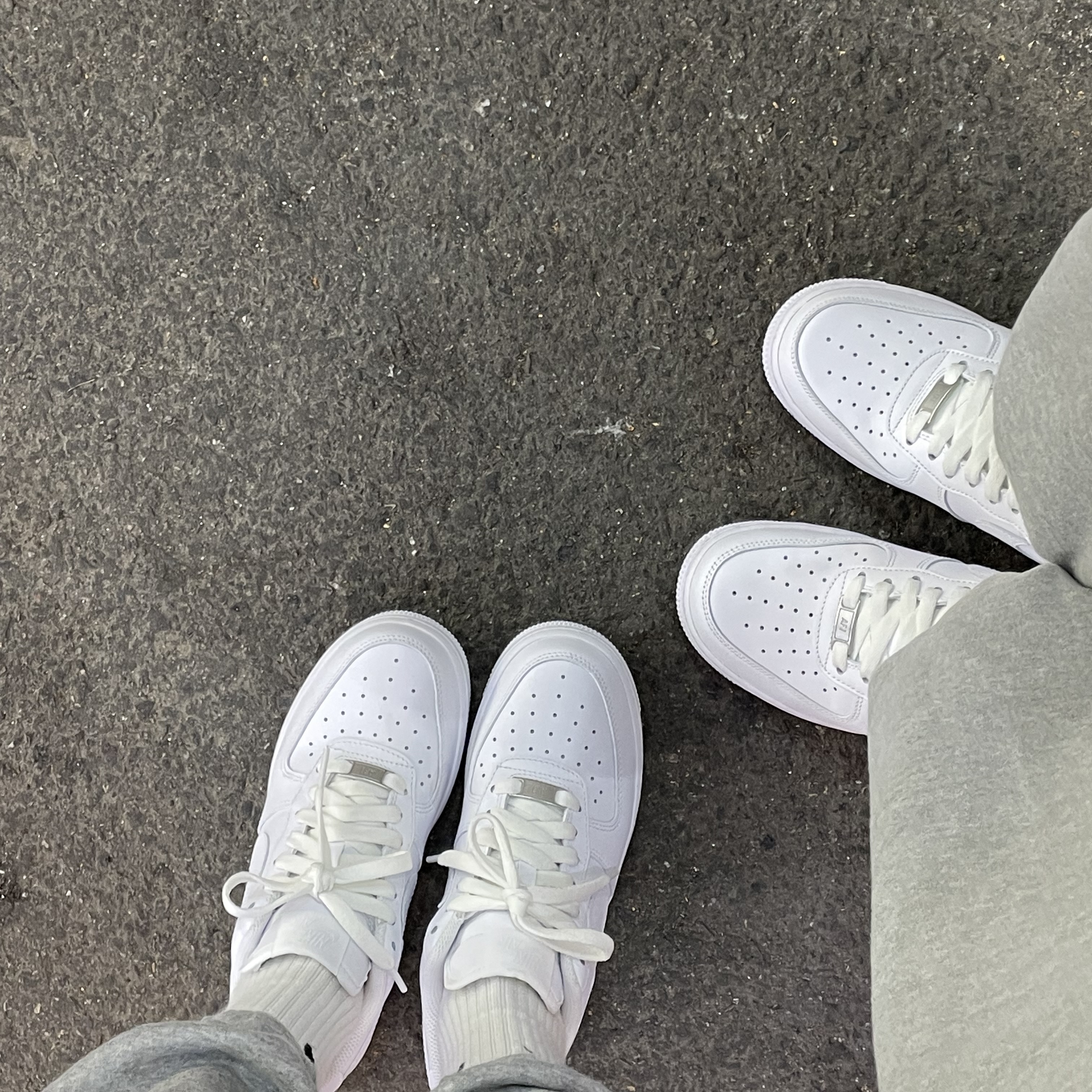 (W) Nike Air Force 1 '07 Low White 착용 스타일