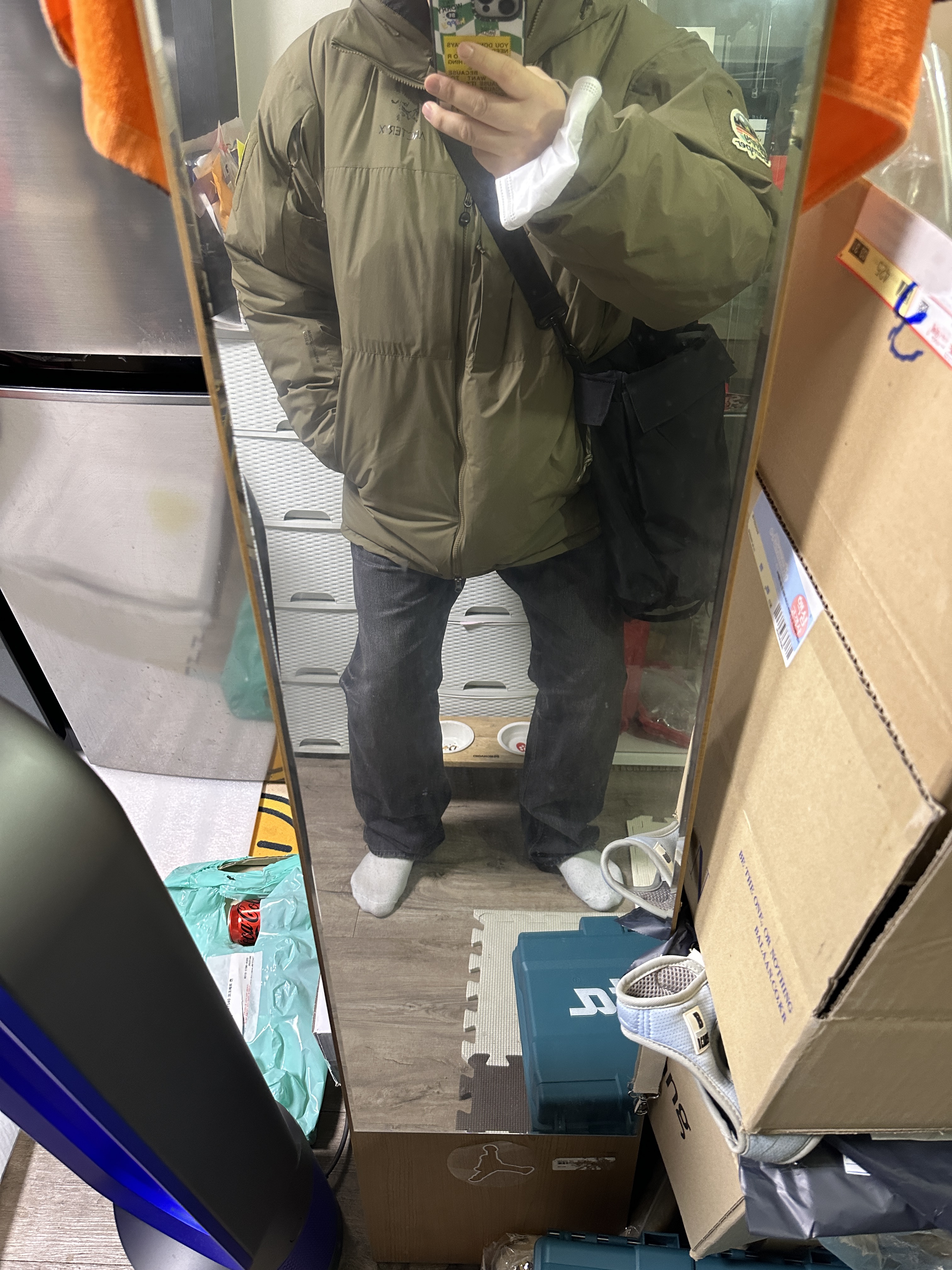 New Balance x JJJJound 992 Made in USA Mossy Green, Essentials 5 Pocket Jean Black - 22SS 착용 스타일 - 2