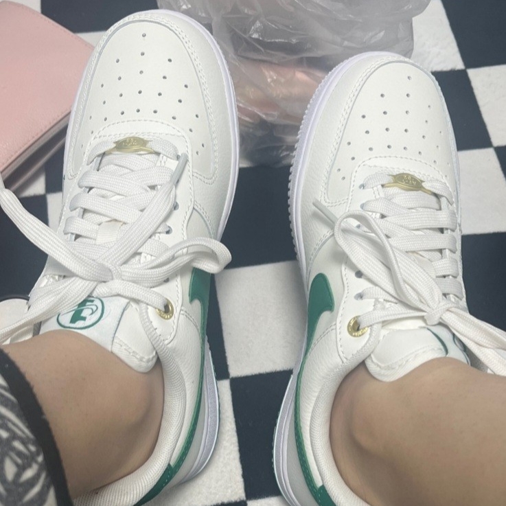 (W) Nike Air Force 1 '07 SE 40th Anniversary Join Forces Sail Malachite 착용 스타일