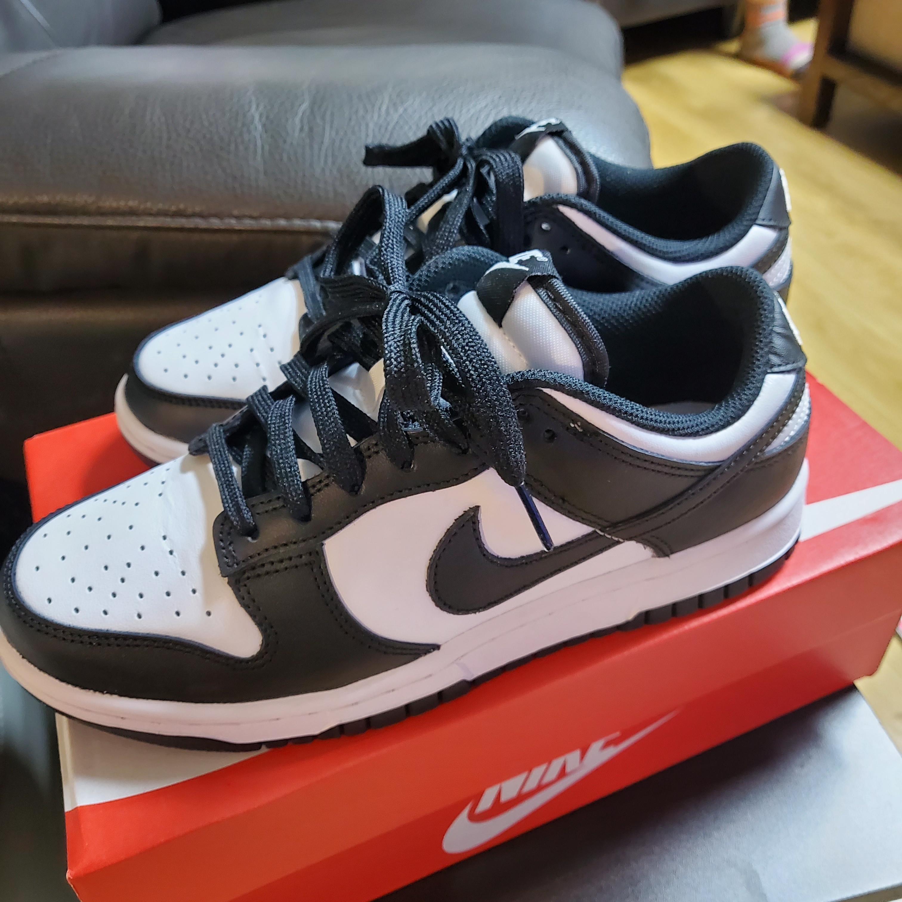 (W) Nike Dunk Low Black 착용 스타일