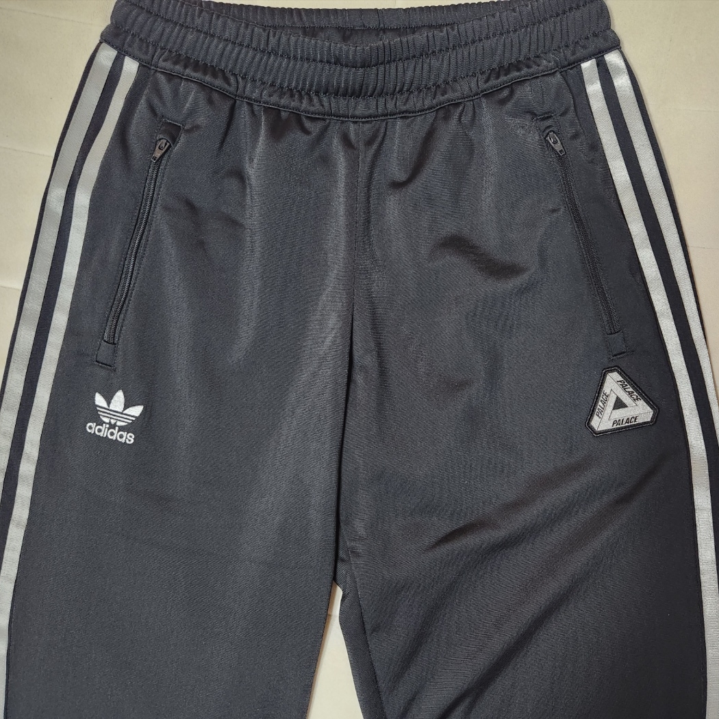 Palace x Adidas Firebird Track Pants Black - 23SS, Jordan 1 High 85 Black White 착용 스타일 - 2