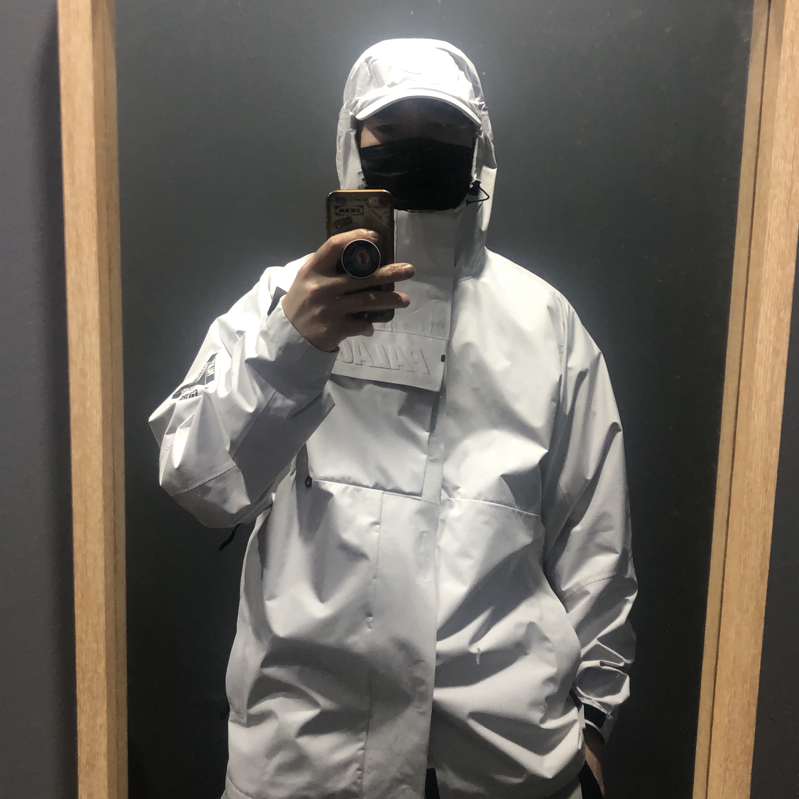 Palace Gore-Tex P Cap Jacket Grey - 21SS 착용 스타일 - 1