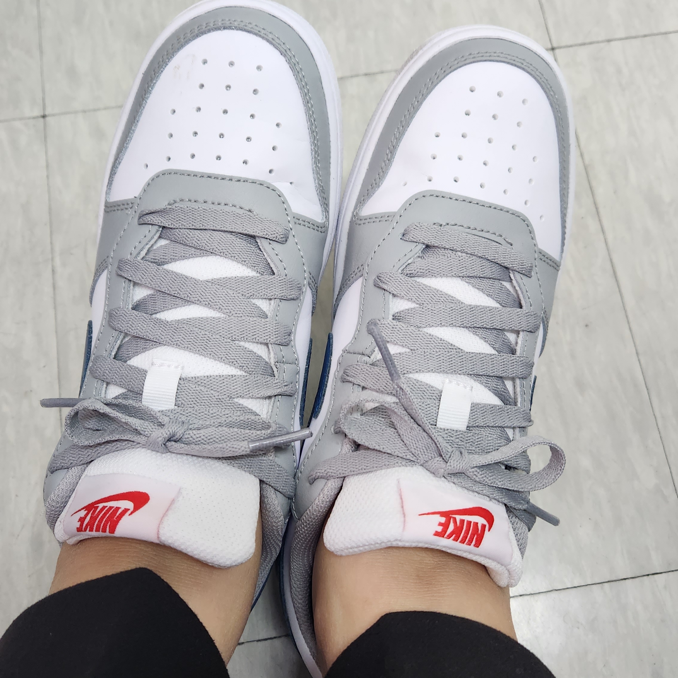 (GS) Nike Court Borough Low 2 Light Smoke Grey 착용 스타일