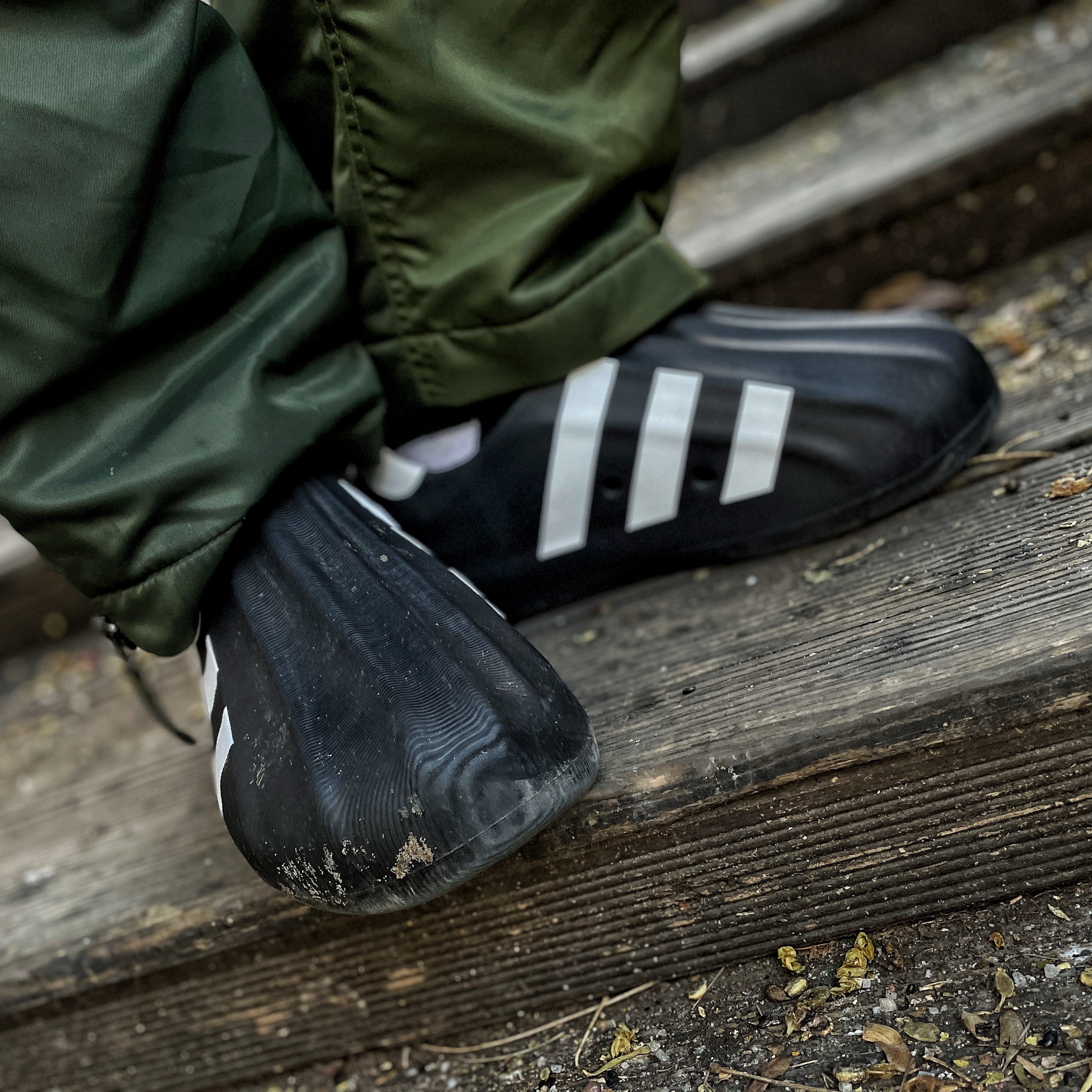Adidas Adifom Superstar Core Black Cloud White 착용 스타일 - 2