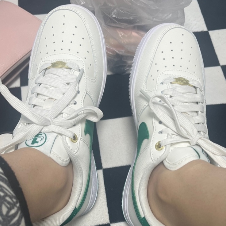 (W) Nike Air Force 1 '07 SE 40th Anniversary Join Forces Sail Malachite 착용 스타일