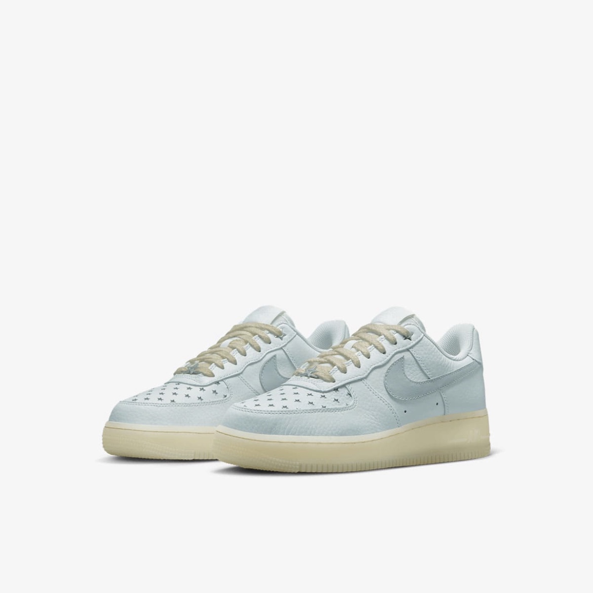 (W) Nike Air Force 1 '07 Summit White Pure Platinum 착용 스타일 - 2