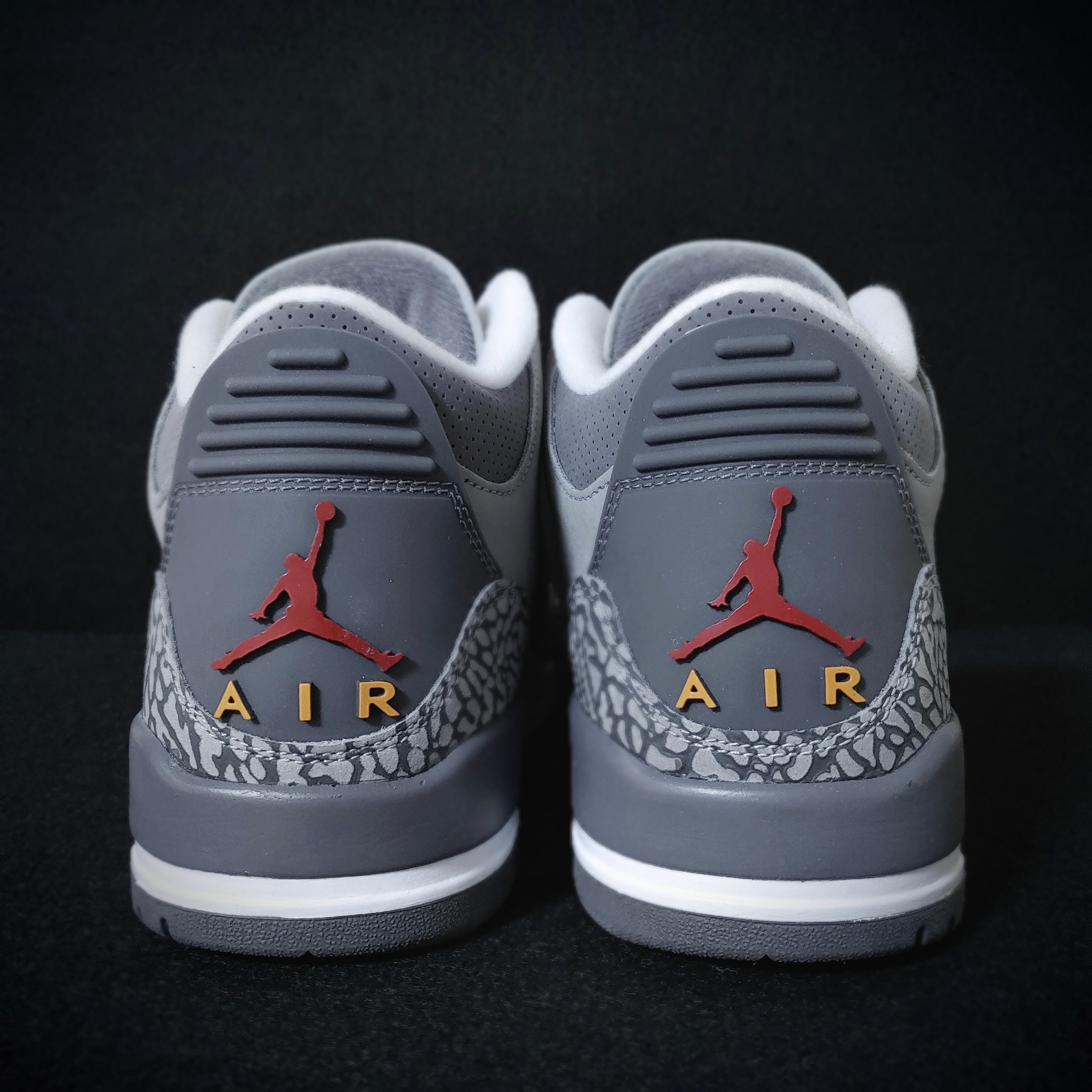 Jordan 3 Retro Cool Grey 착용 스타일 - 3