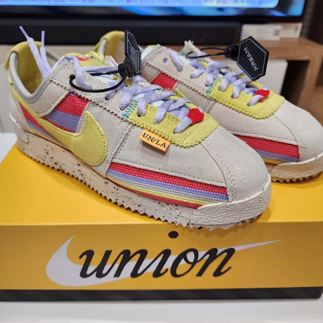 Nike x Union Cortez SP Lemon Frost 착용 스타일 - 1