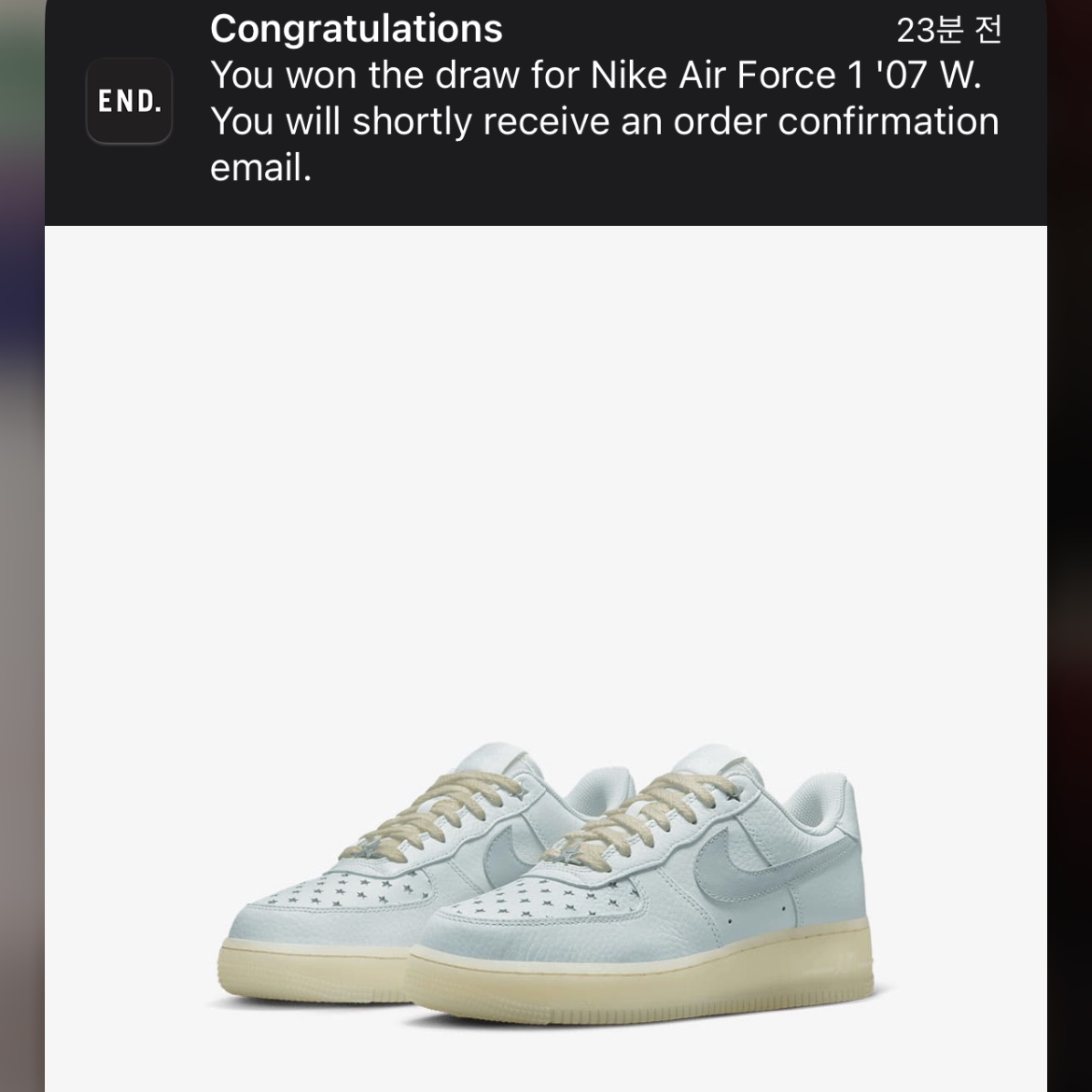 (W) Nike Air Force 1 '07 Summit White Pure Platinum 착용 스타일 - 1