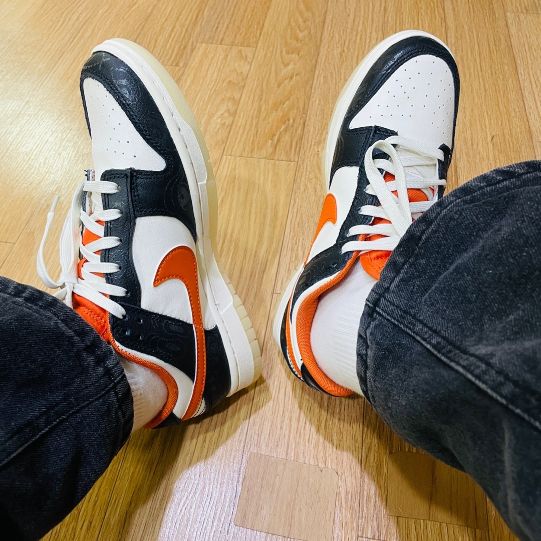 Nike Dunk Low Retro PRM Halloween 착용 스타일 - 2