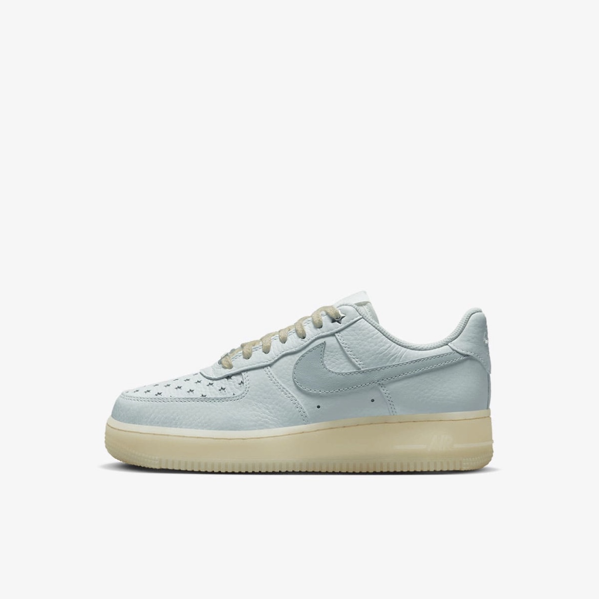 (W) Nike Air Force 1 '07 Summit White Pure Platinum 착용 스타일 - 4