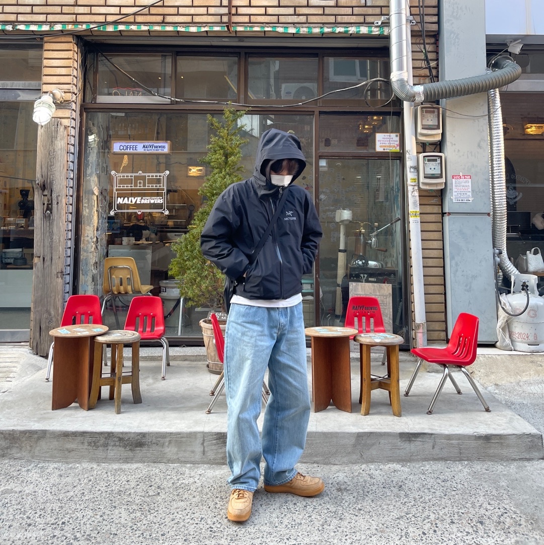 Arc'teryx Zeta SL Jacket Black, Nike Air Force 1 High Wheat 2015 착용 스타일 - 1