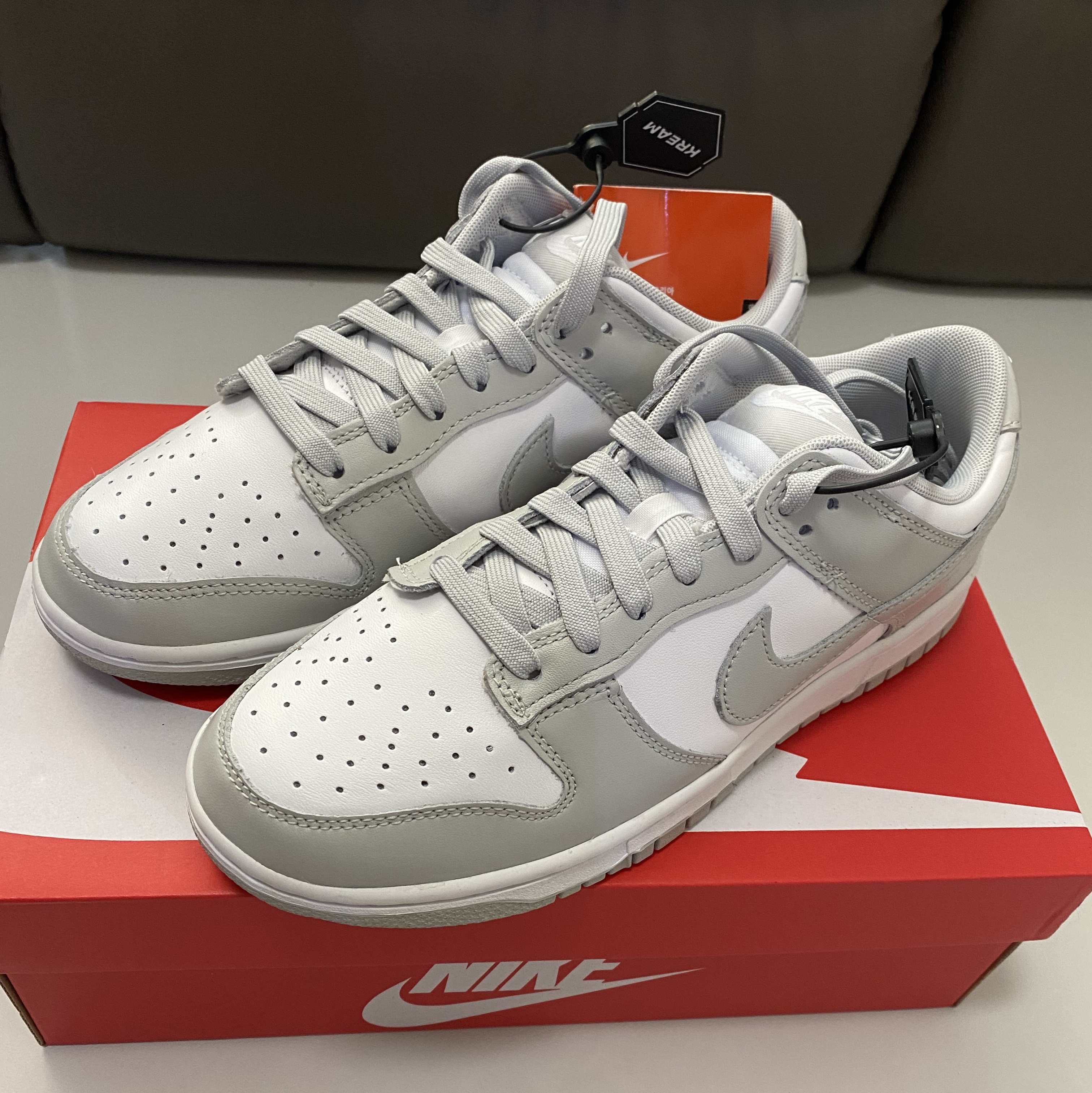 Nike Dunk Low Retro Grey Fog 착용 스타일