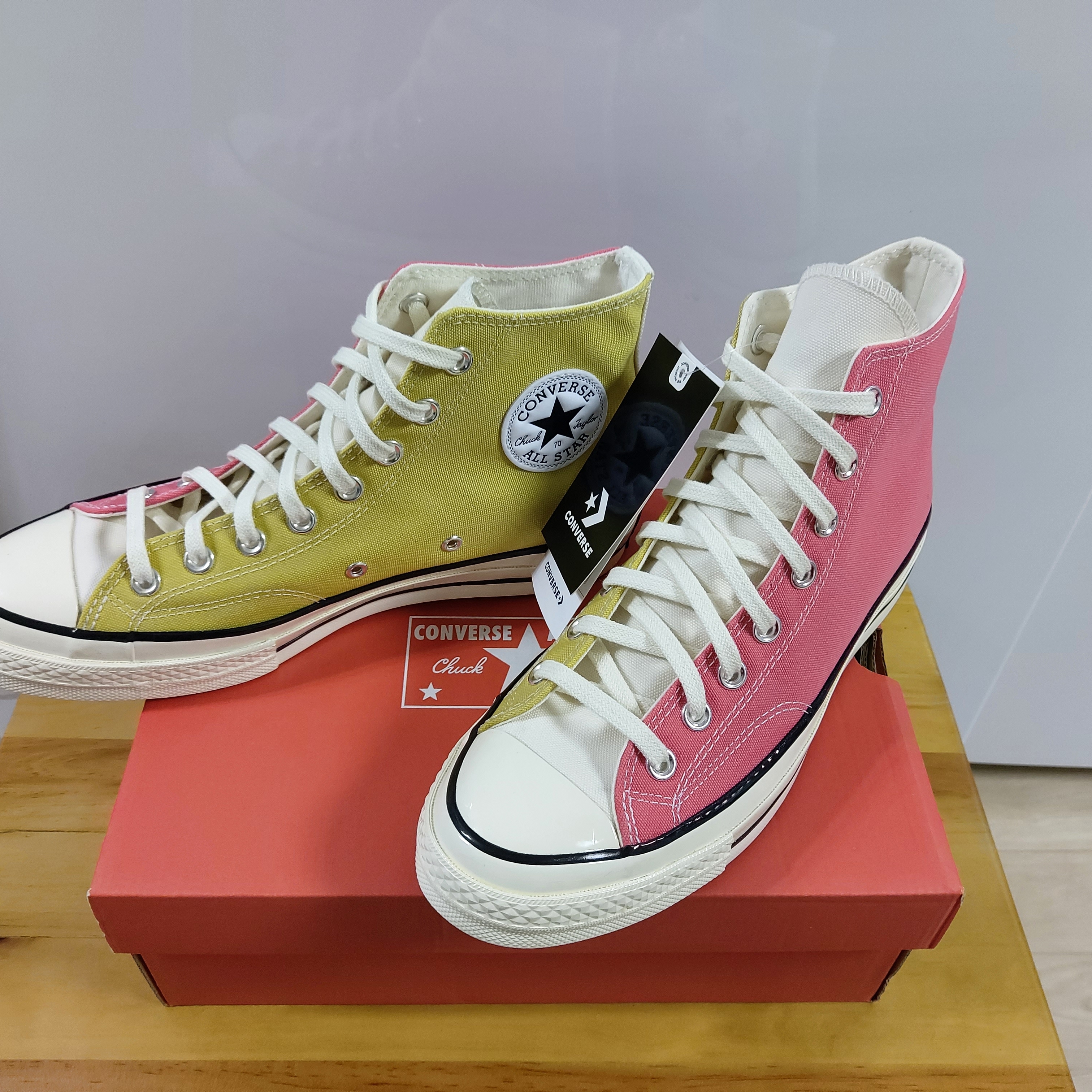 Converse Chuck 70 High Saturn Gold Pink Salt 착용 스타일