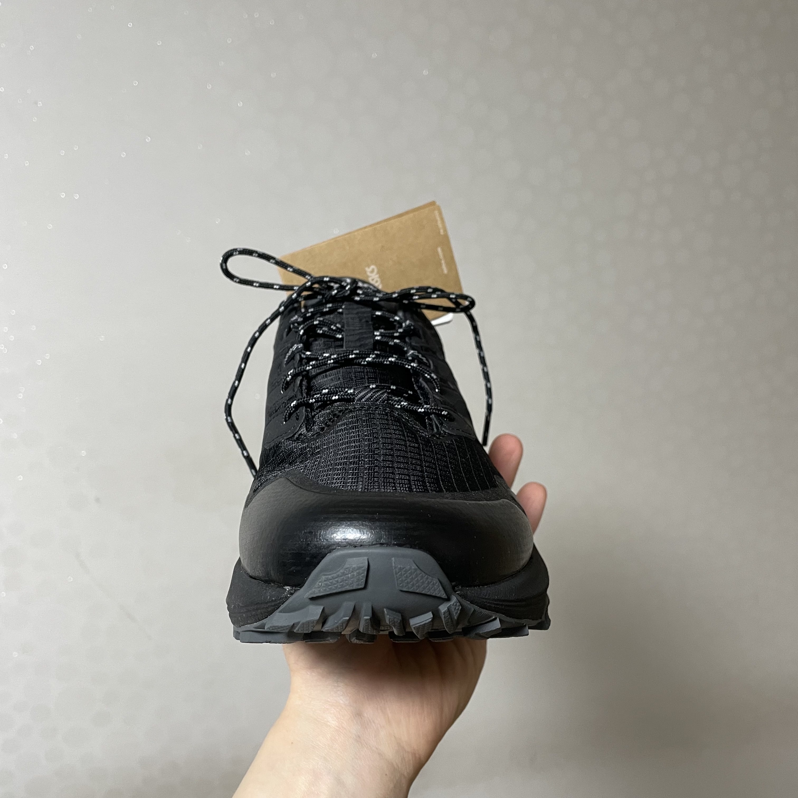 Asics Gel-Trabuco Terra Black Dark Grey 착용 스타일 - 5
