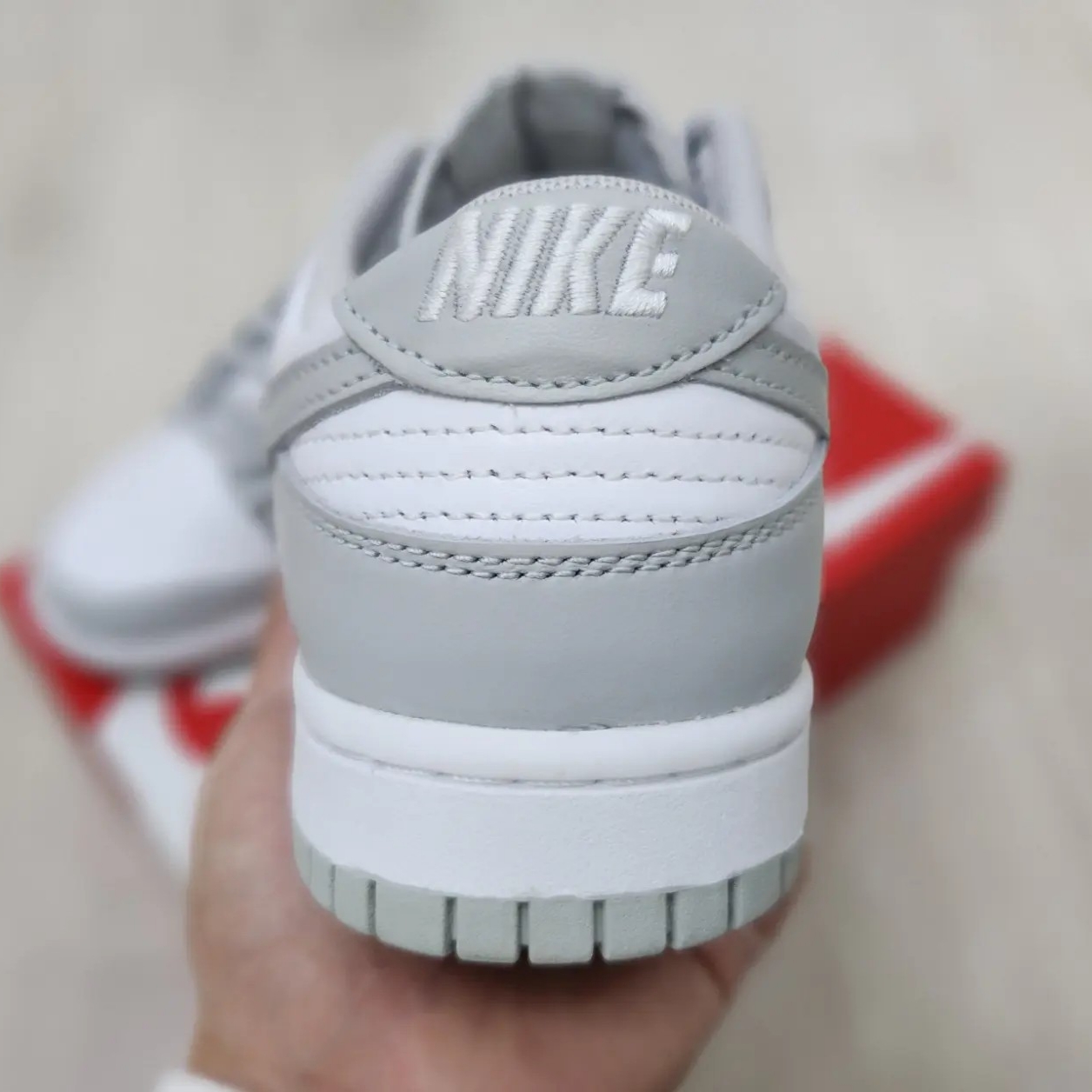 Nike Dunk Low Retro Grey Fog 착용 스타일 - 3