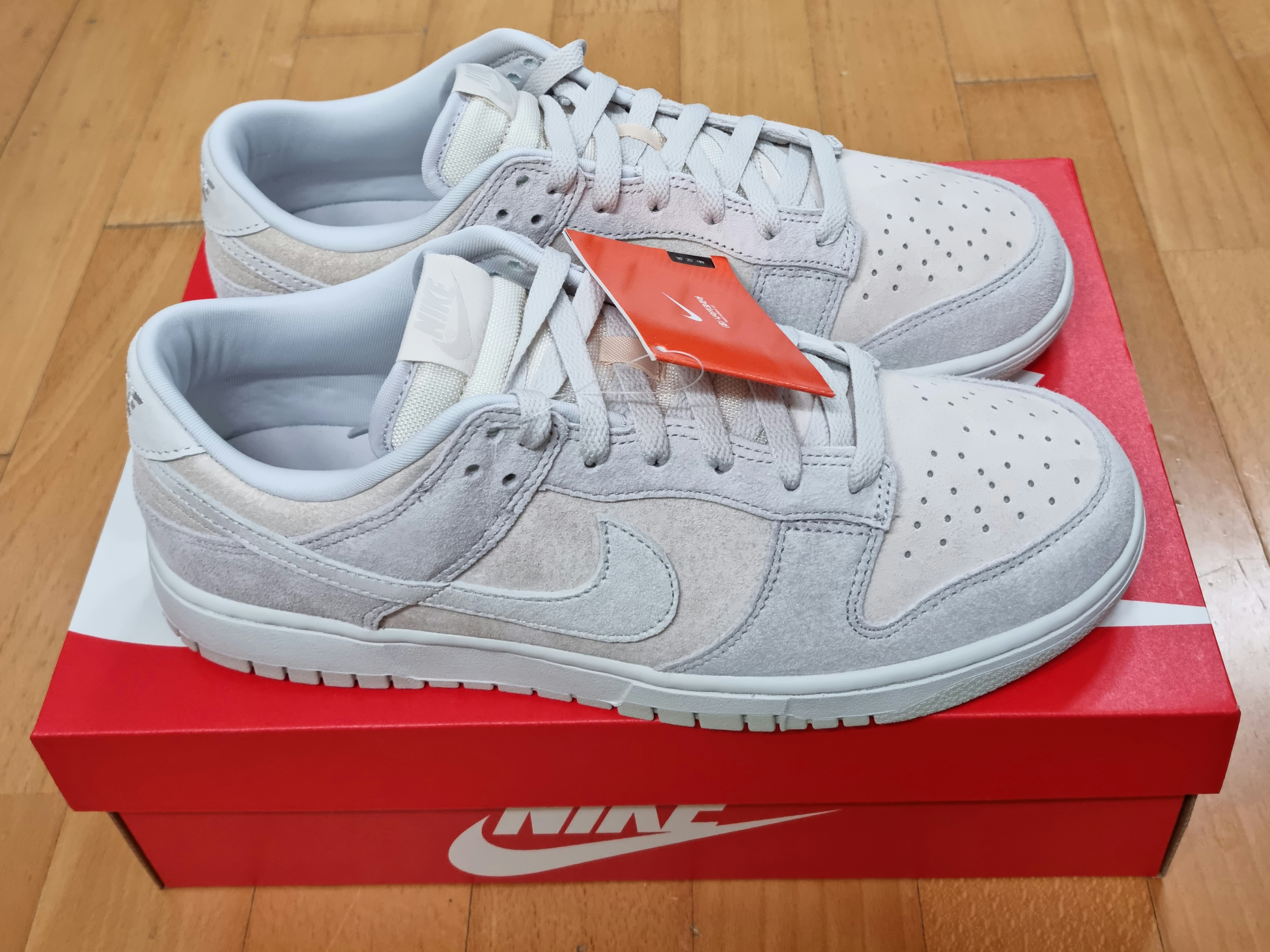 Nike Dunk Low Retro PRM Vast Grey 착용 스타일