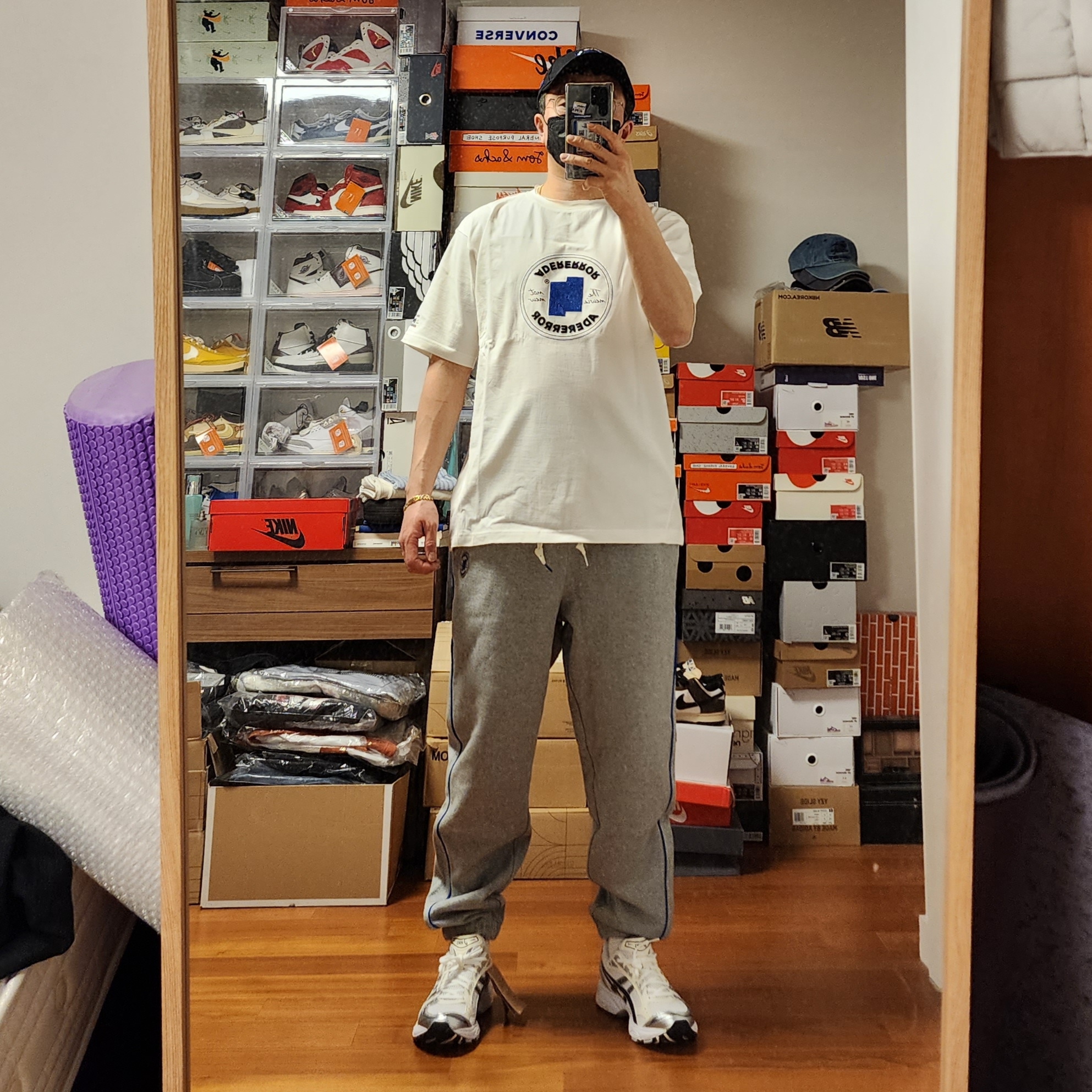 Converse x Ader Error Shapes Pants Vintage Grey Heather, Converse x Ader Error Shapes T-Shirt Cloud Dancer 착용 스타일 - 4