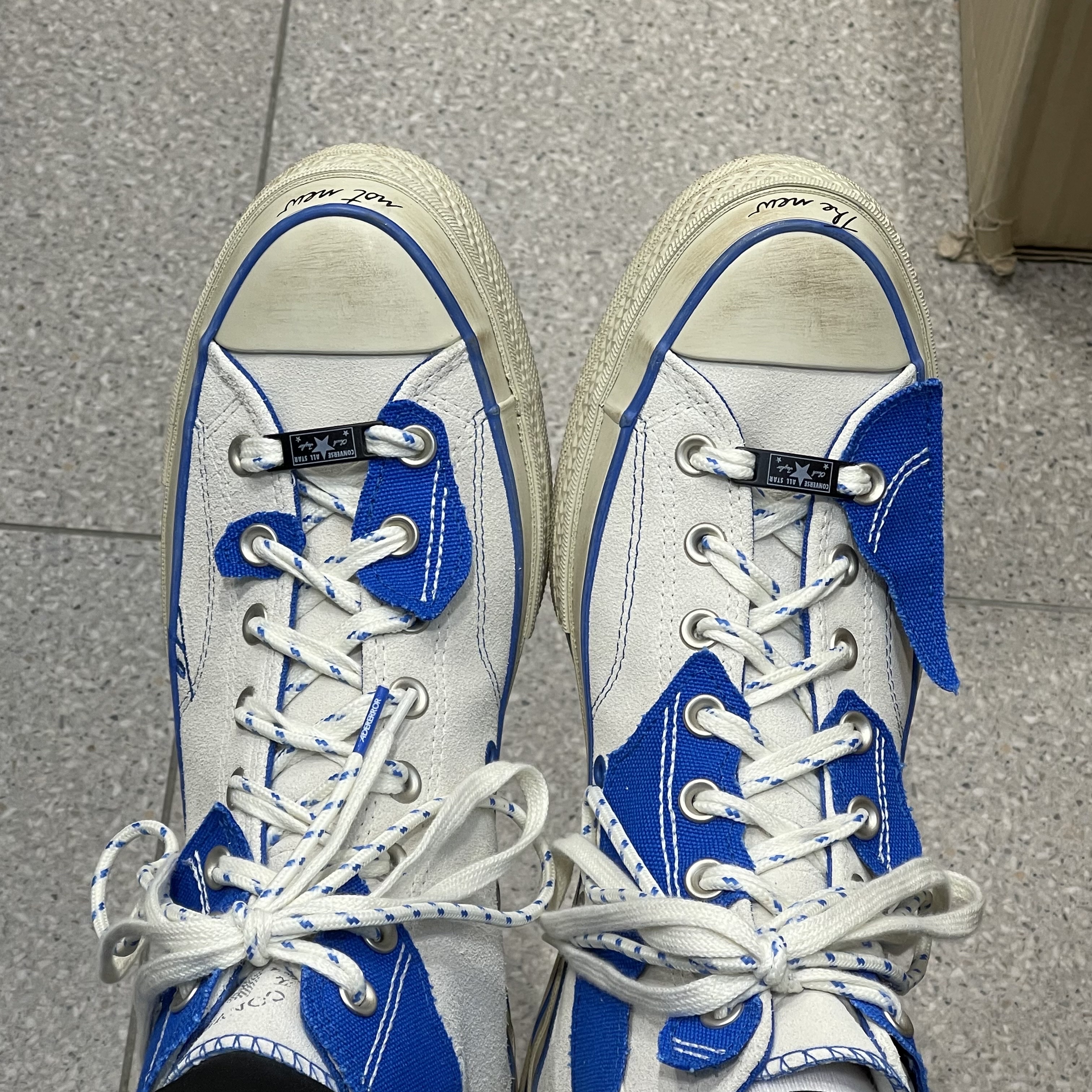 Converse x Ader Error Chuck 70 High White 착용 스타일 - 2