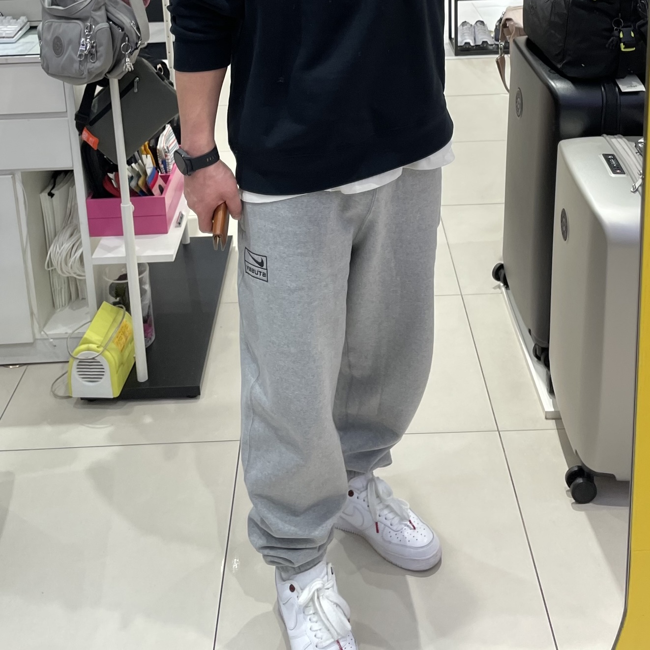 Nike x Stussy NRG RA Fleece Pants Dark Grey Heather (DJ9490-063) 착용 스타일