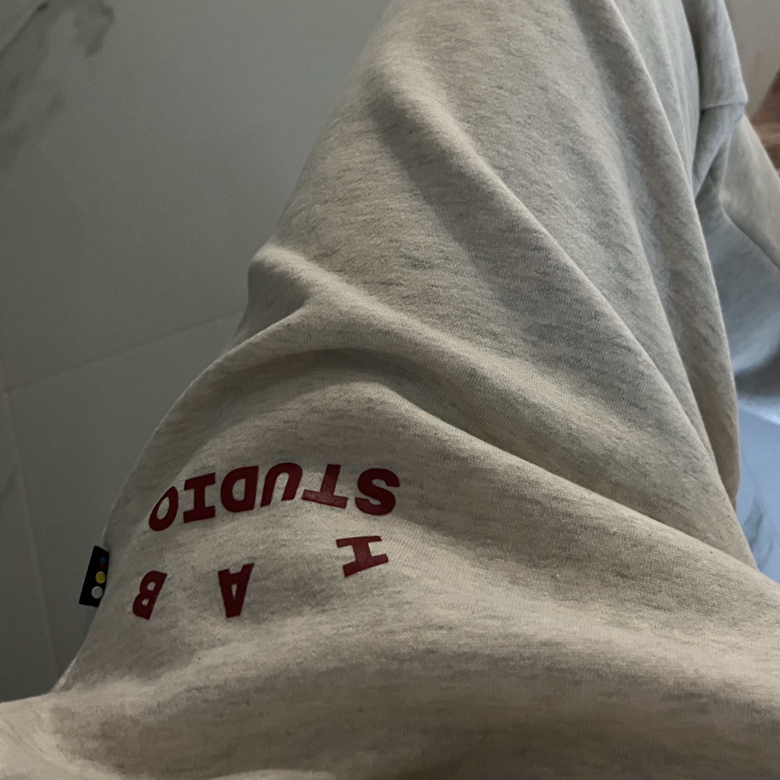 IAB Studio Sweatpants Oatmeal Burgundy - 23SS 착용 스타일
