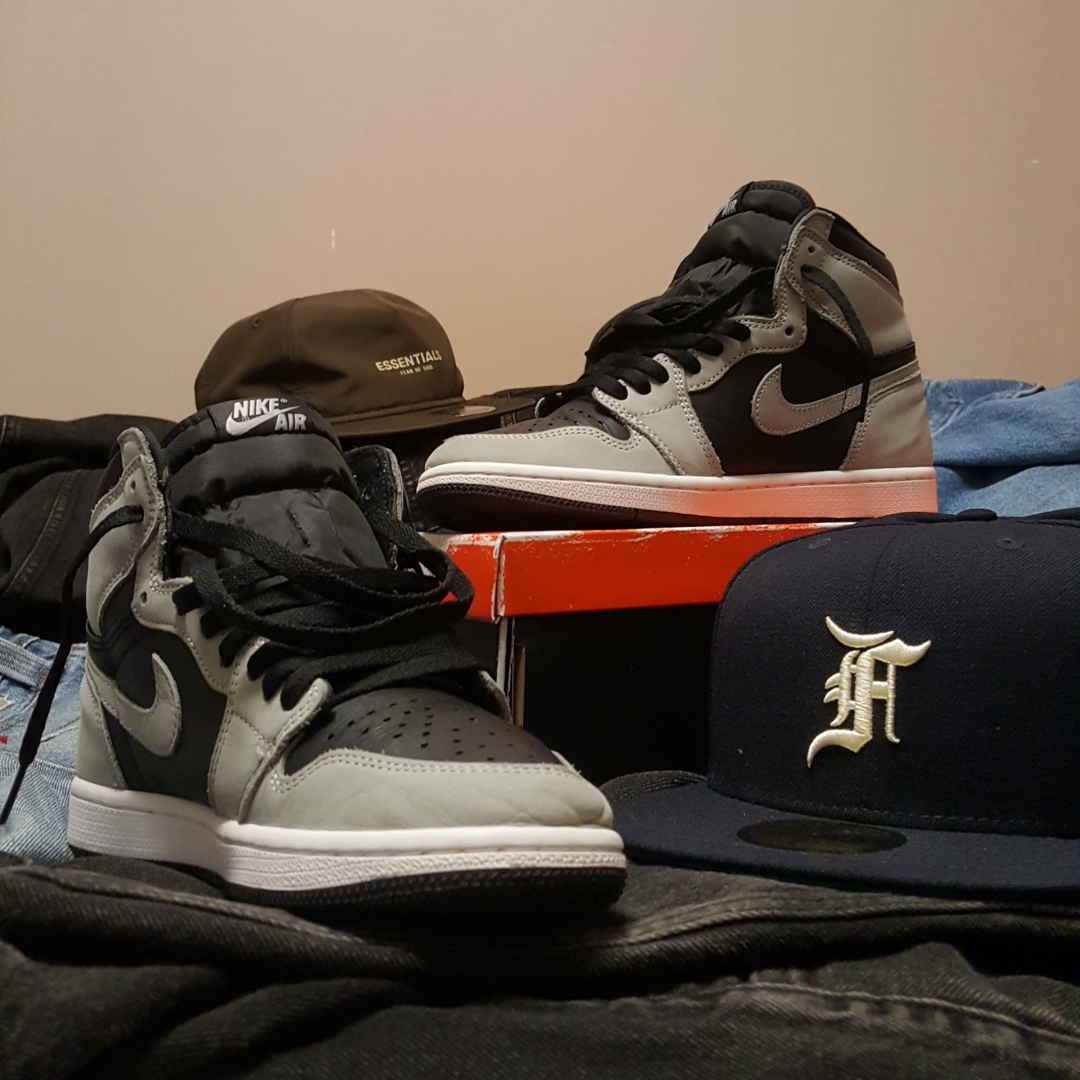 Jordan 1 Retro High OG Chicago 2022, (W) Jordan 1 Low OG Neutral Grey 착용 스타일 - 5