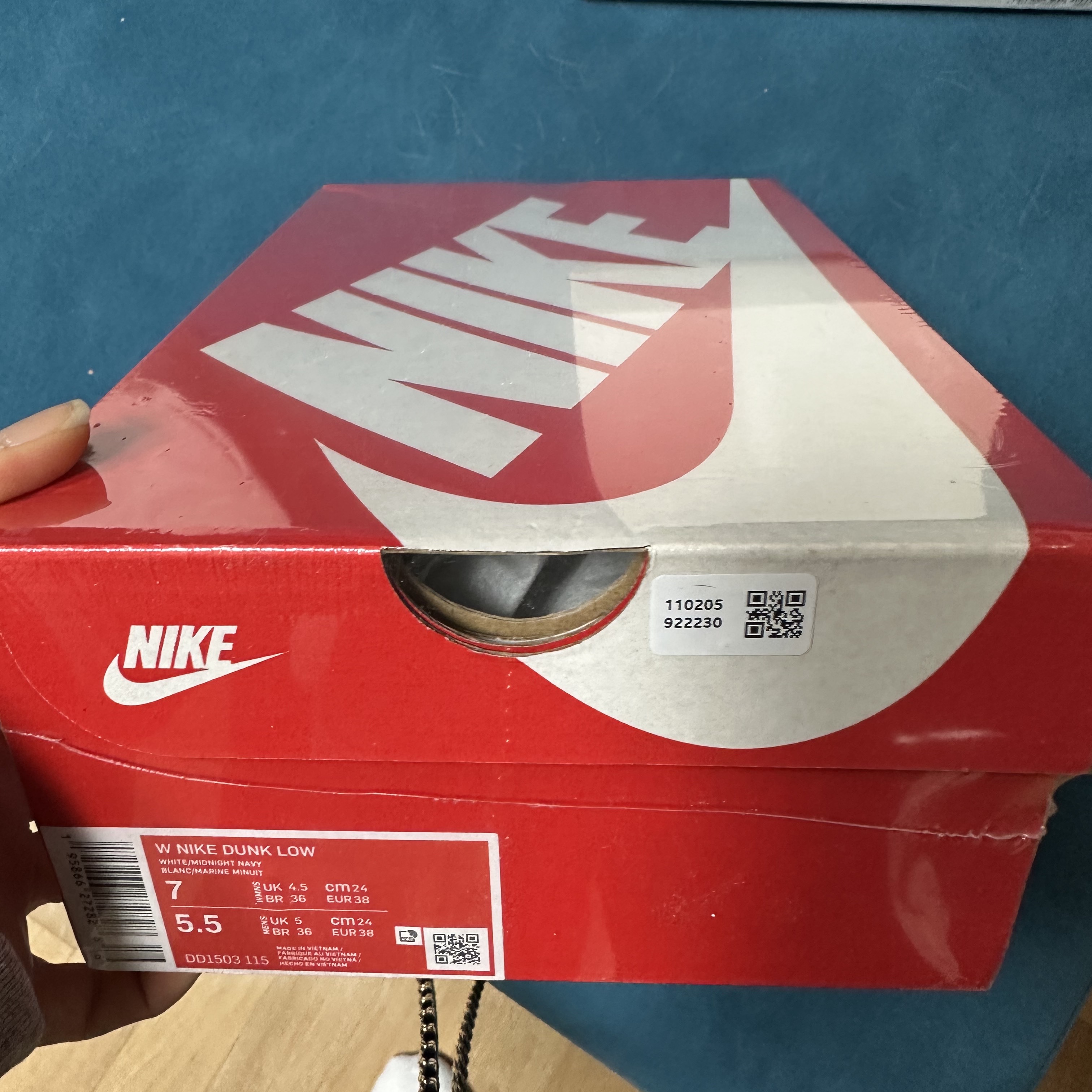 (W) Nike Dunk Low Vintage Midnight Navy 착용 스타일 - 3