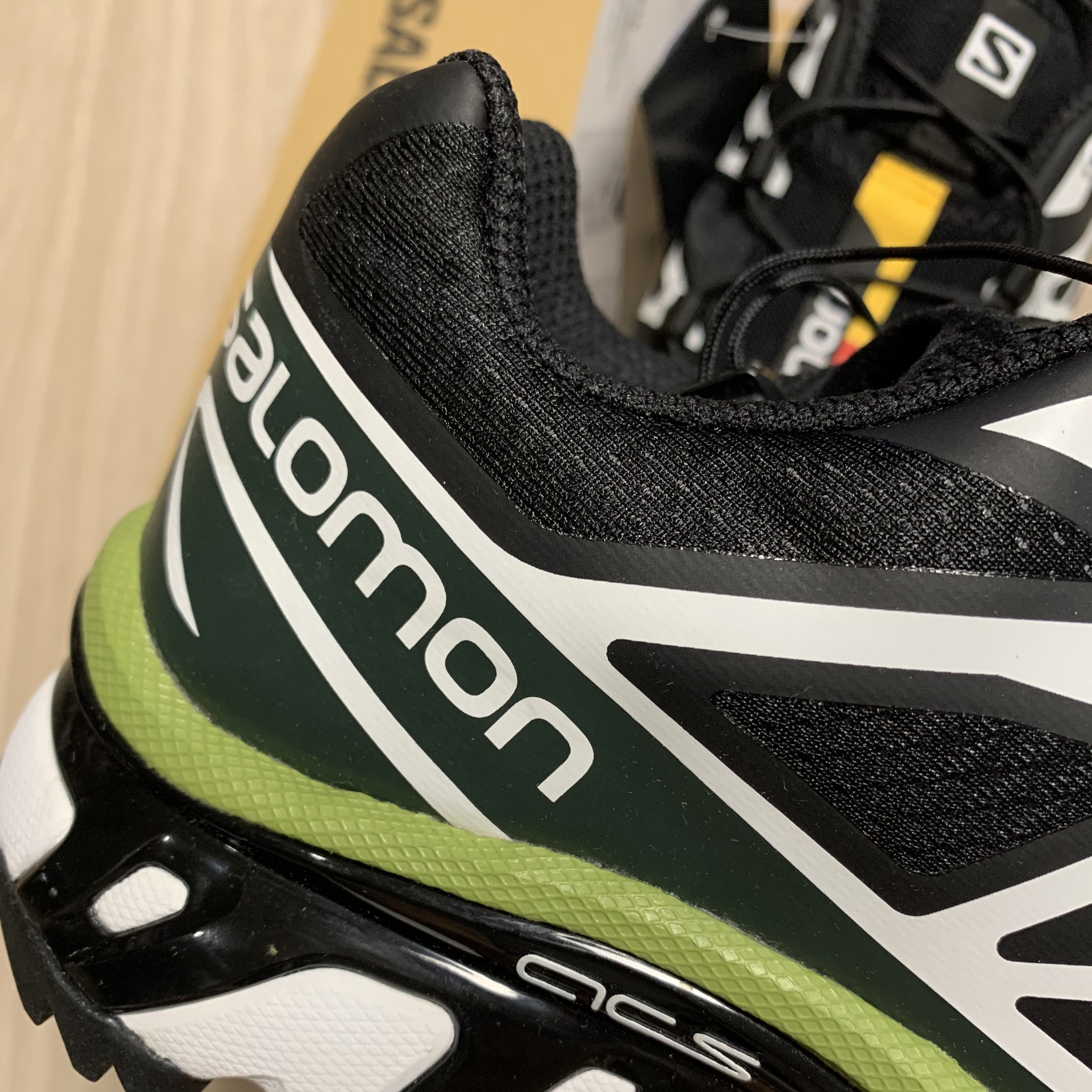 Salomon XT-6 Scarab Black 착용 스타일 - 3