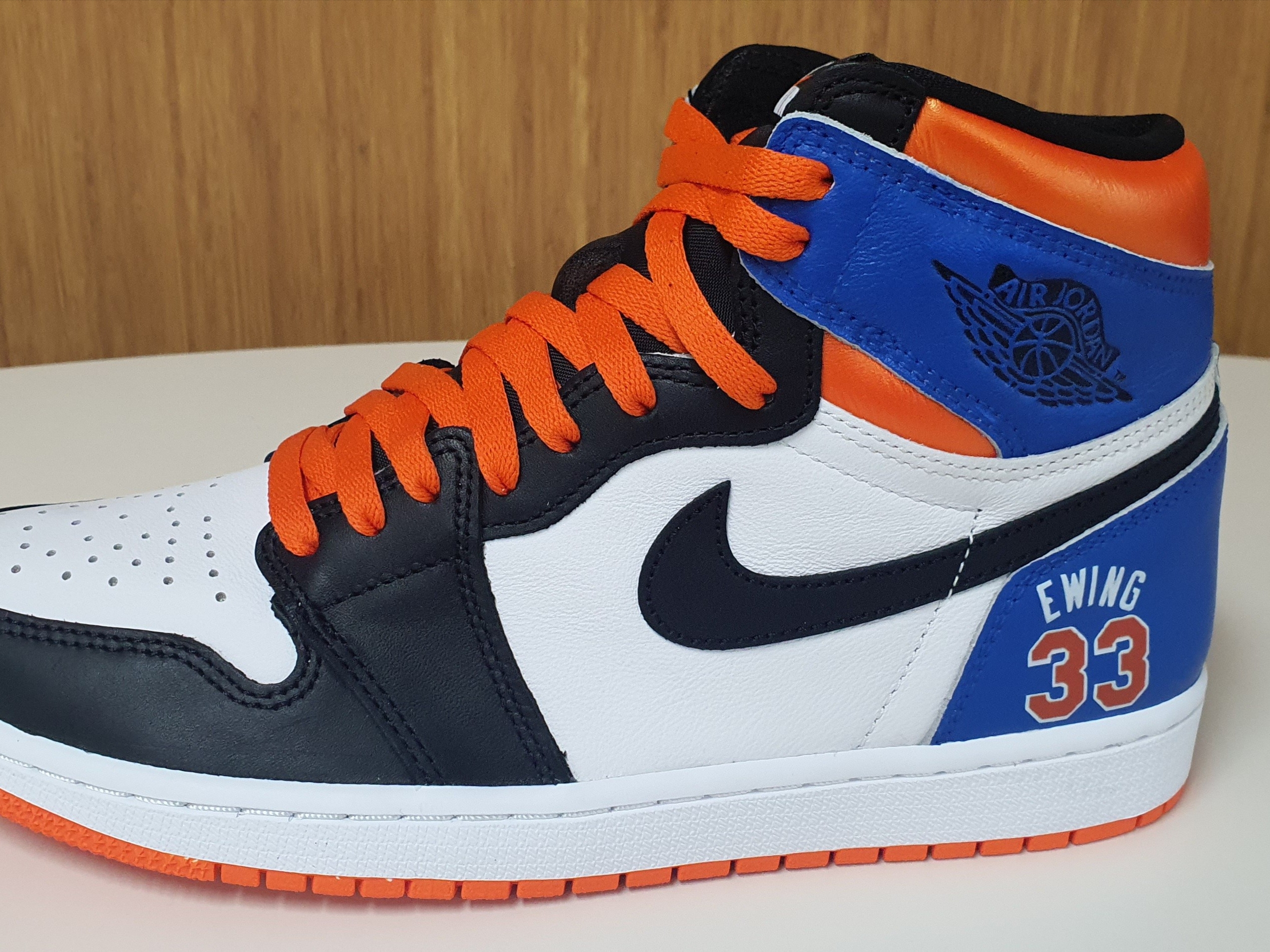 Jordan 1 Retro High OG Electro Orange 착용 스타일 - 1