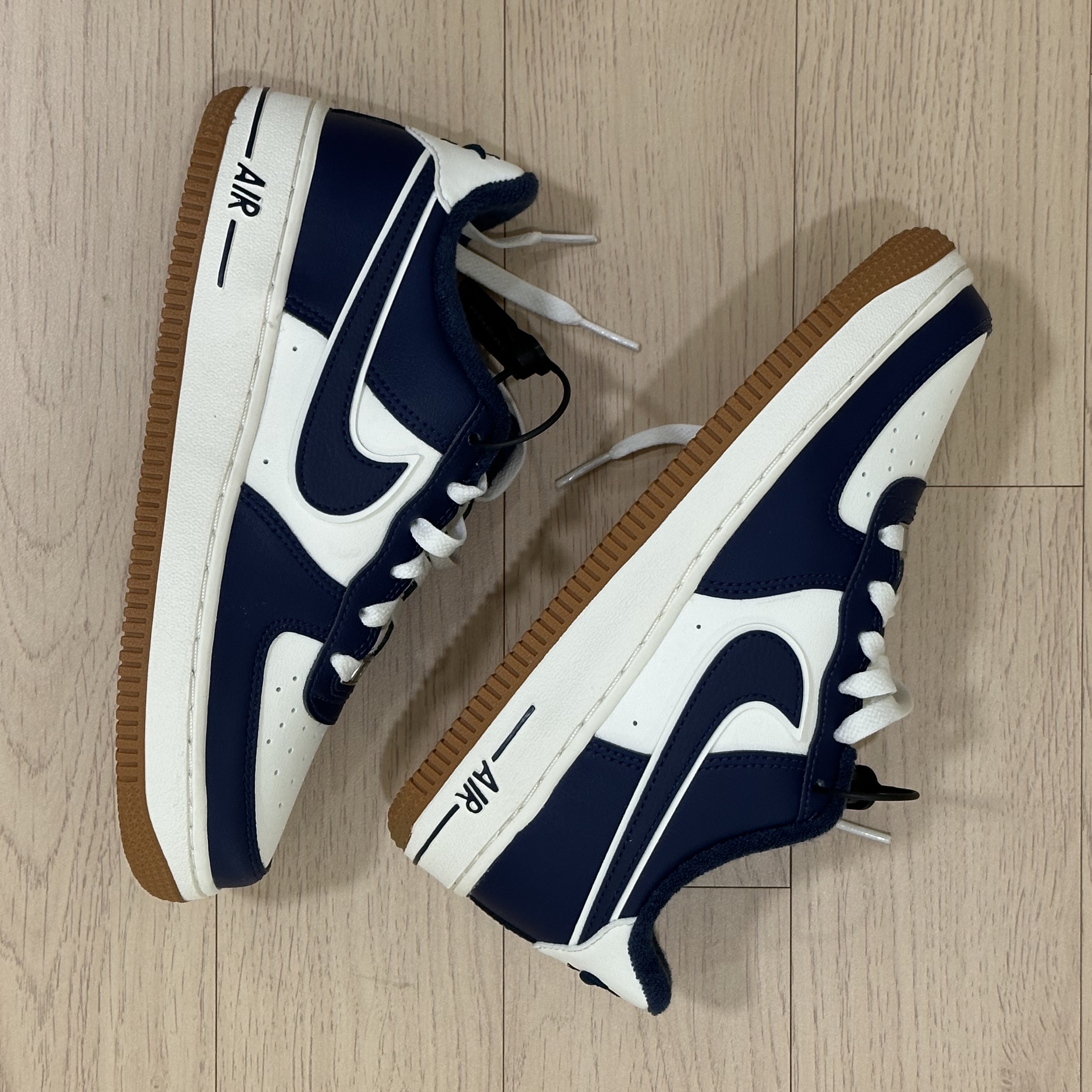 (GS) Nike Air Force 1 LV8 3 Midnight Navy 착용 스타일