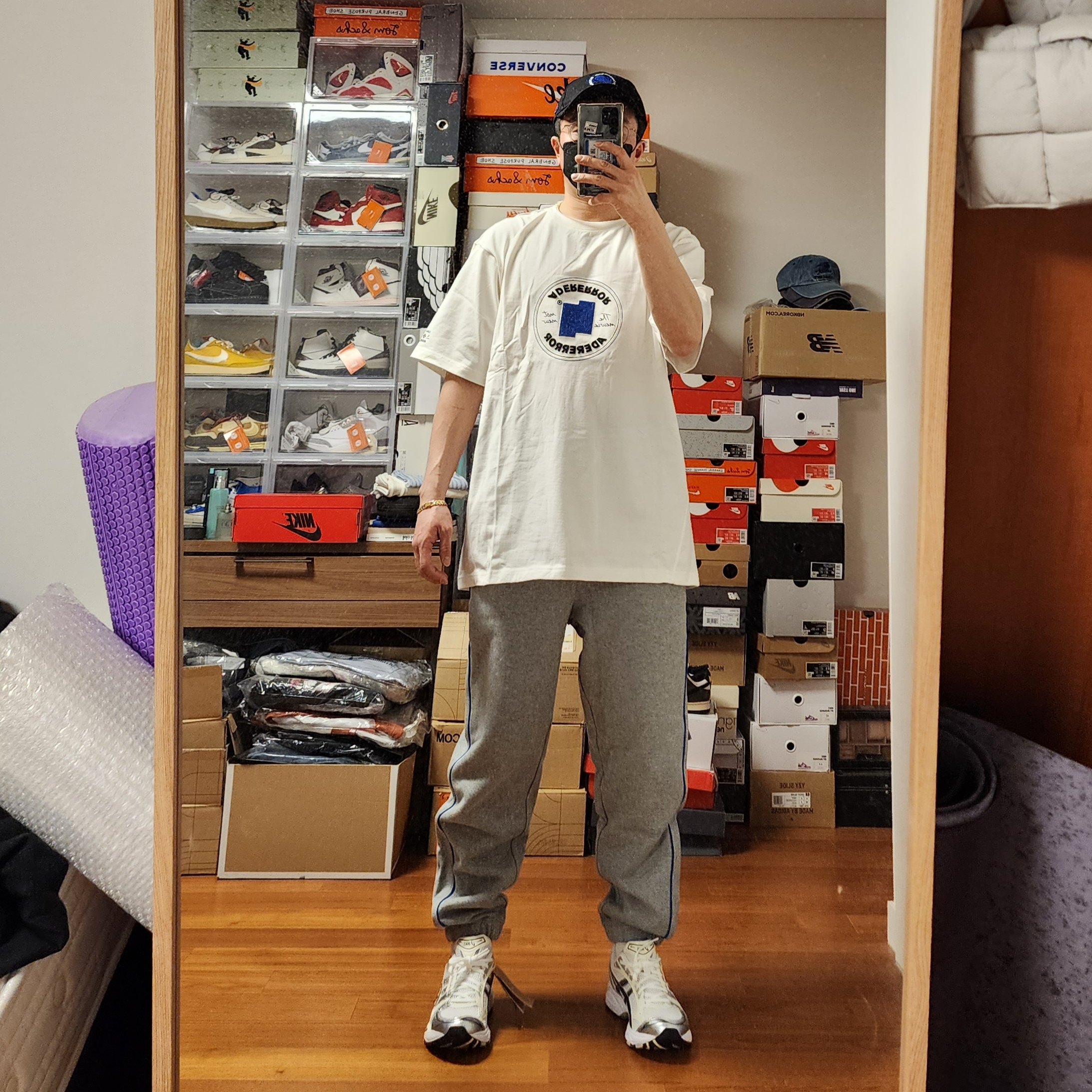 Converse x Ader Error Shapes Pants Vintage Grey Heather, Converse x Ader Error Shapes T-Shirt Cloud Dancer 착용 스타일 - 2